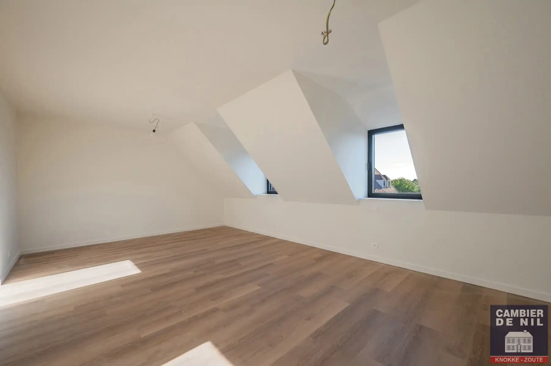 Nieuwbouw - ongemeubelde koppelvilla in rustige,  residentiële wijk te Knokke-Heist  foto 30