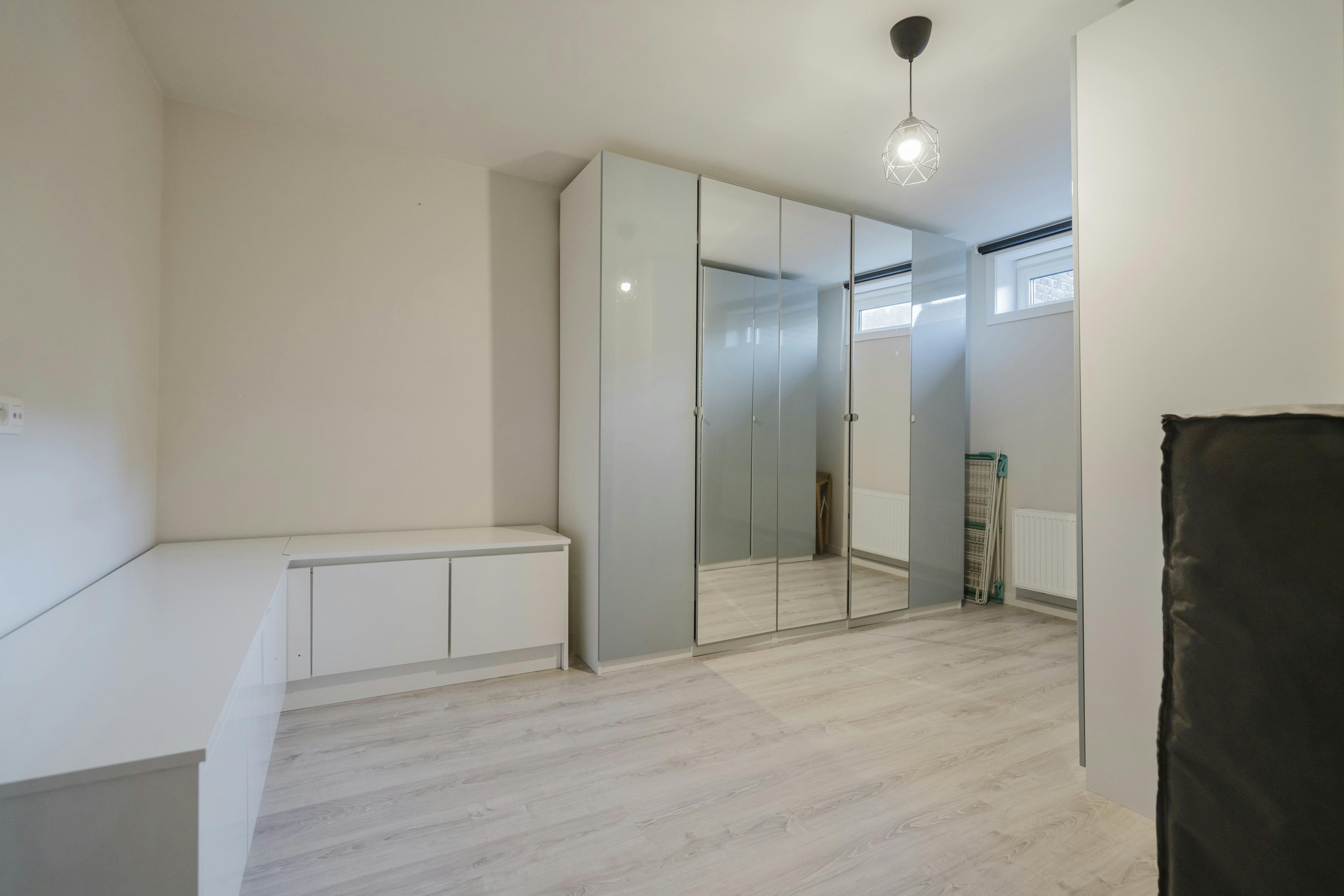 Gezellig instapklaar huis te koop in Bissegem!  foto 9