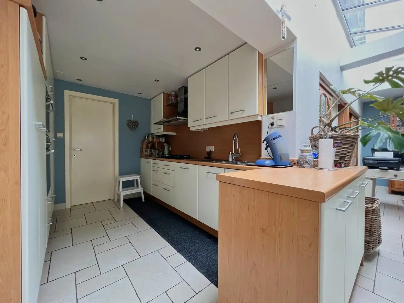 Unieke, karaktervolle woning (4 slpks) met tuin (750m²) foto 12