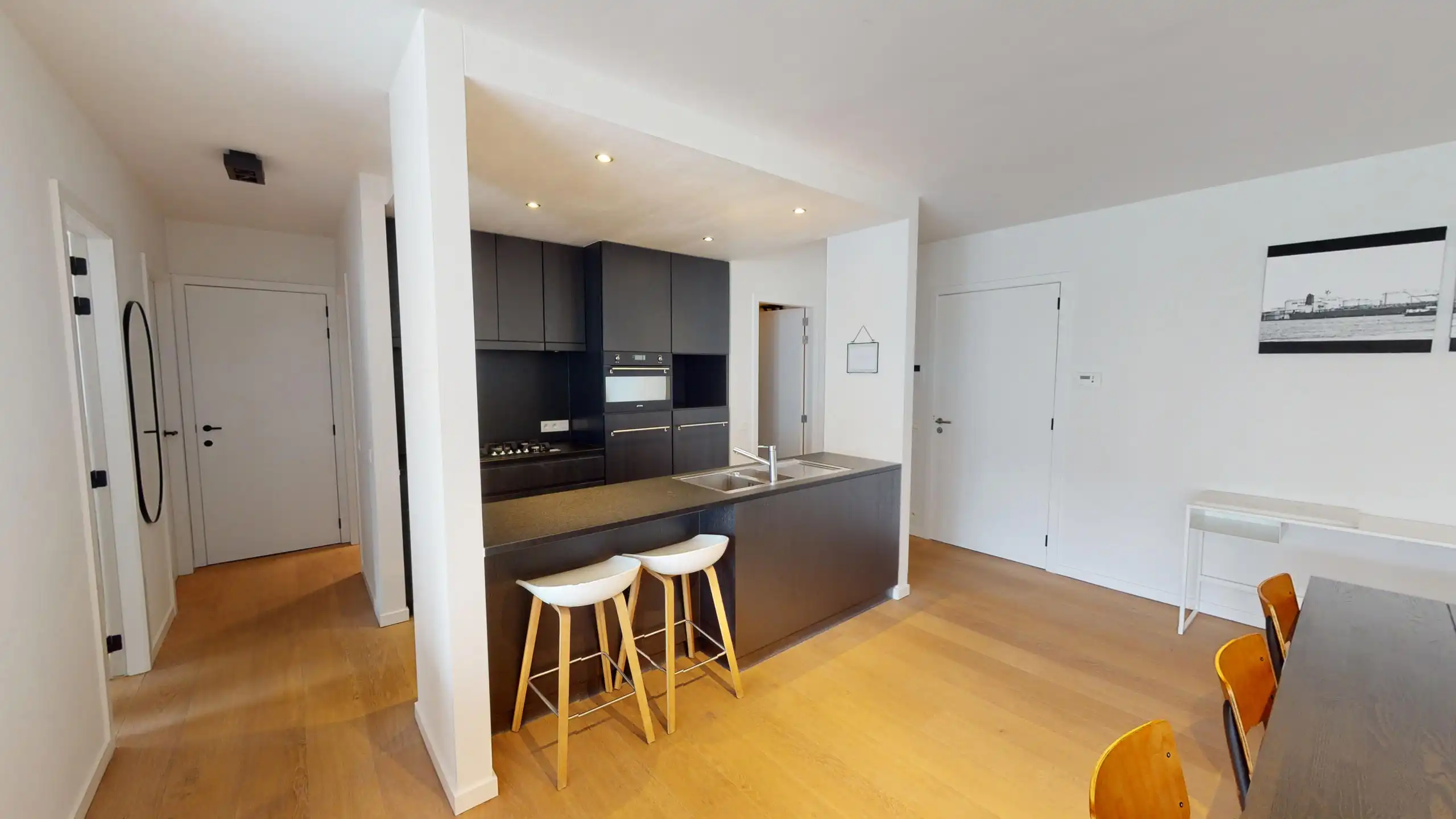 Gemeubeld één slaapkamer appartement op het Zuid. foto 4