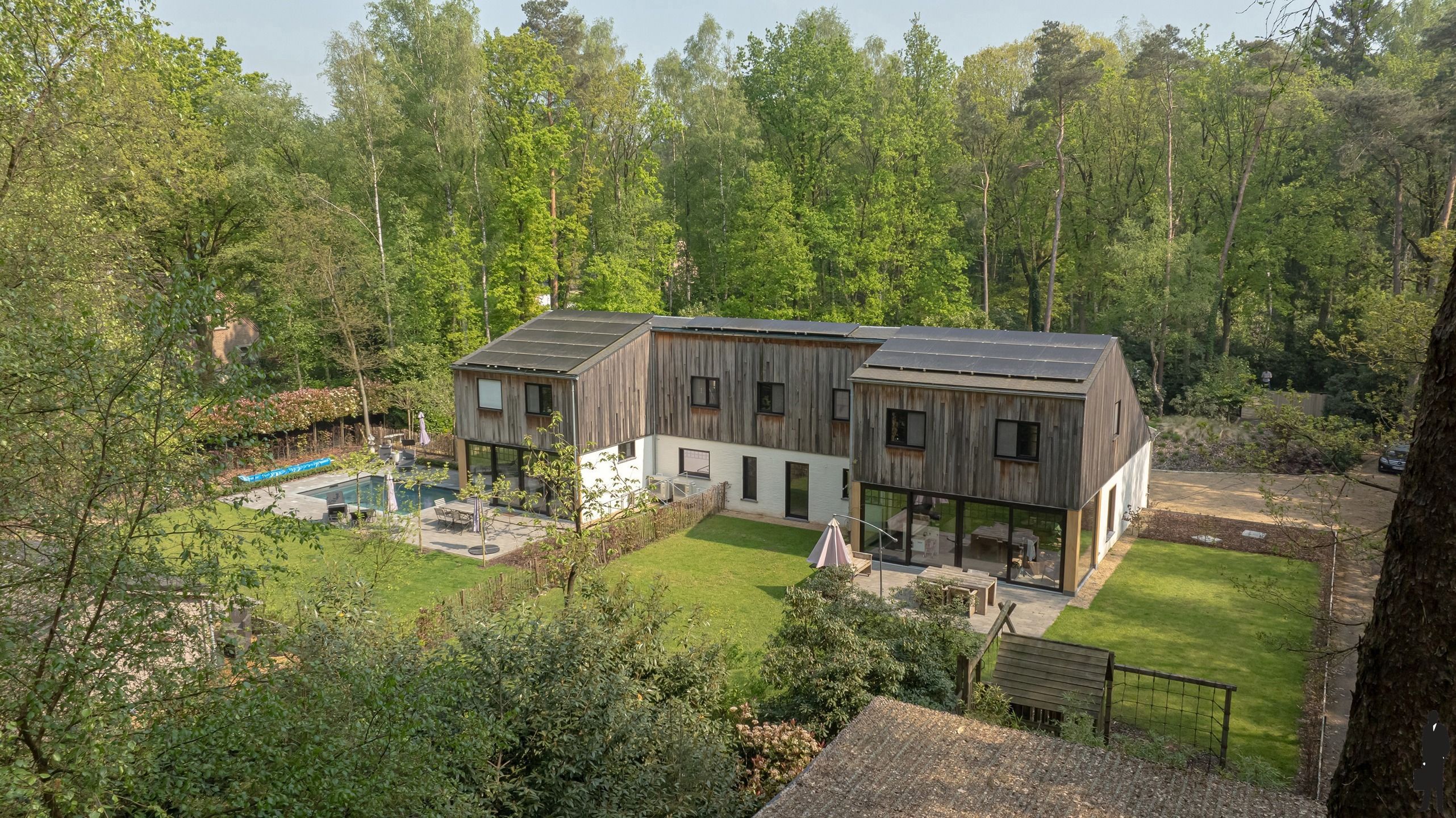 Volledige gerenoveerde villa te koop foto 4