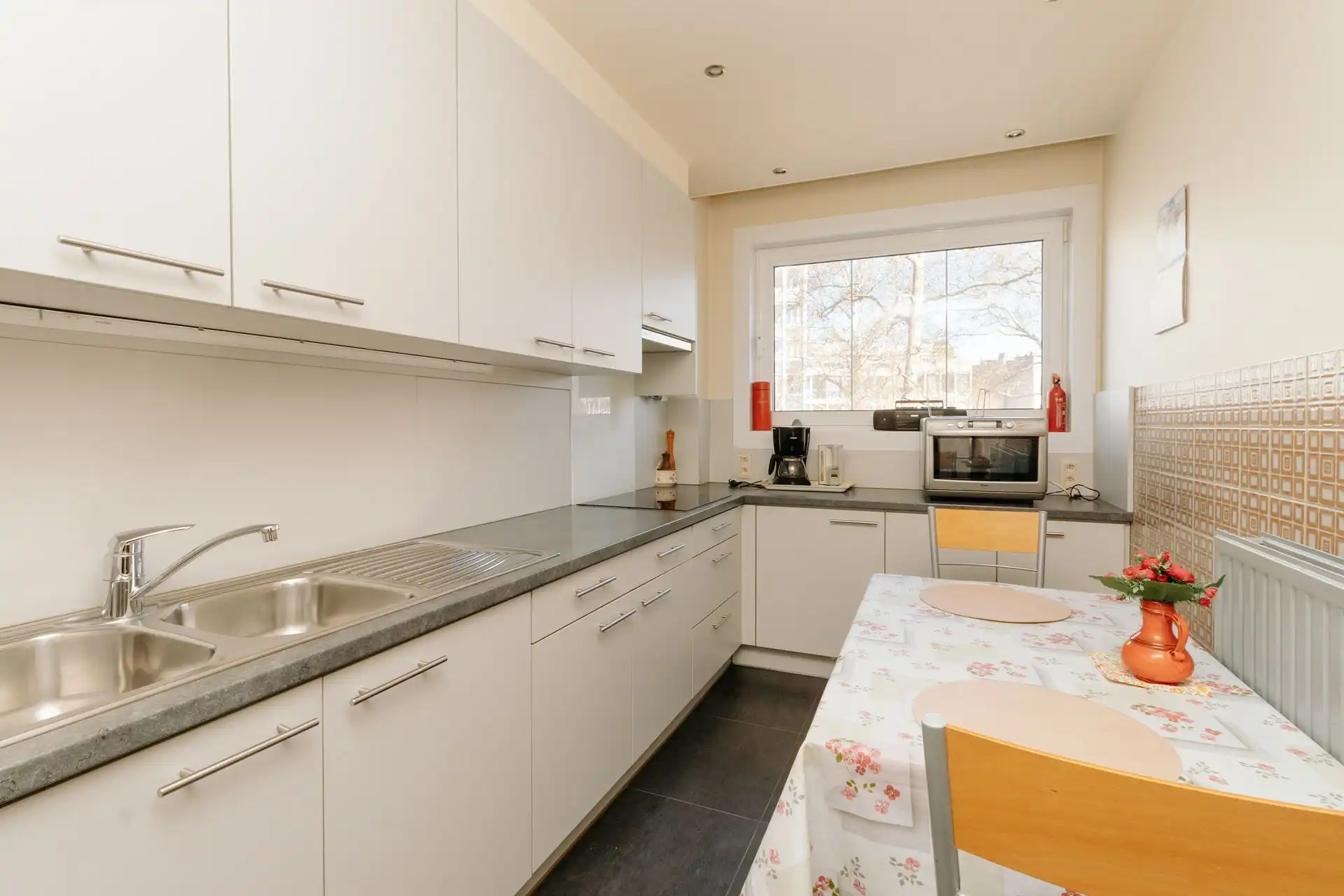 Appartement met 2 slaapkamers en terras in Wilrijk foto 8