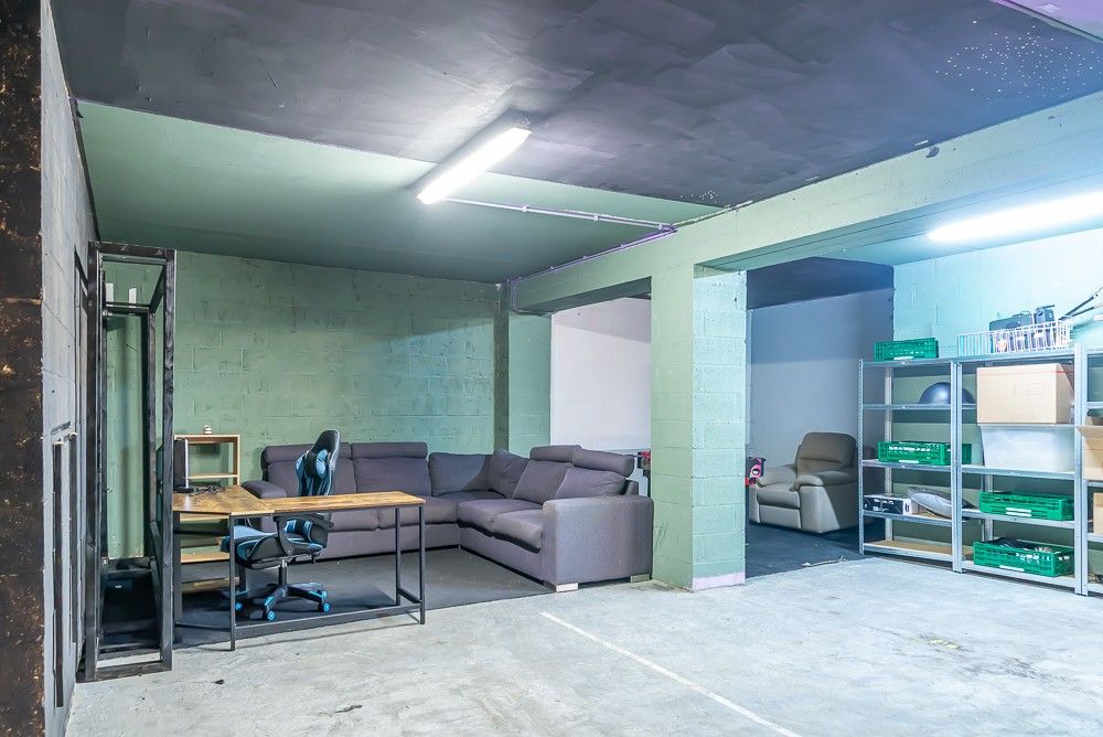 Instapklaar handelspand mét huurder op toplocatie in centrum Lanaken foto 27