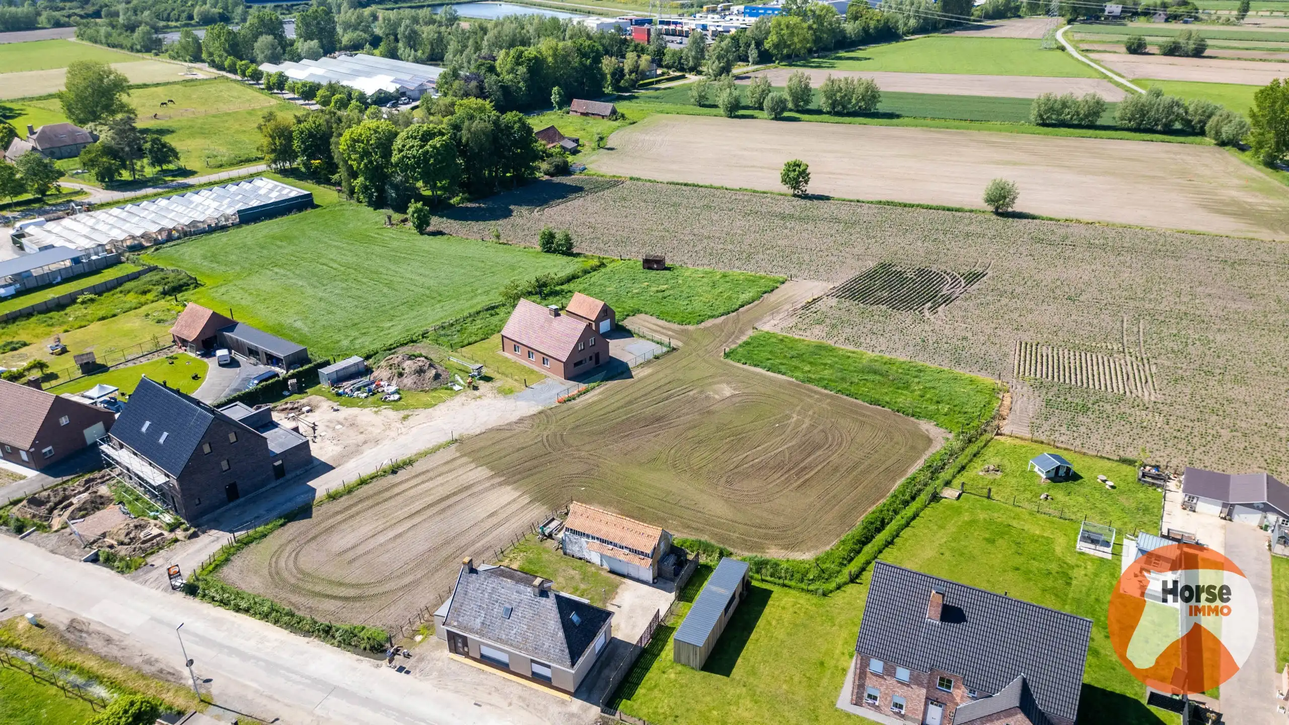GENT - Instapklare woning op 51are foto 2