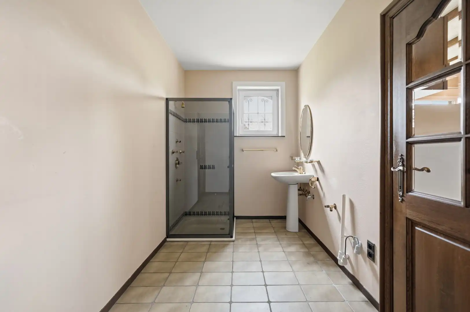 Exclusieve stijlvolle villa met prachtige tuin in rustige omgeving foto 10