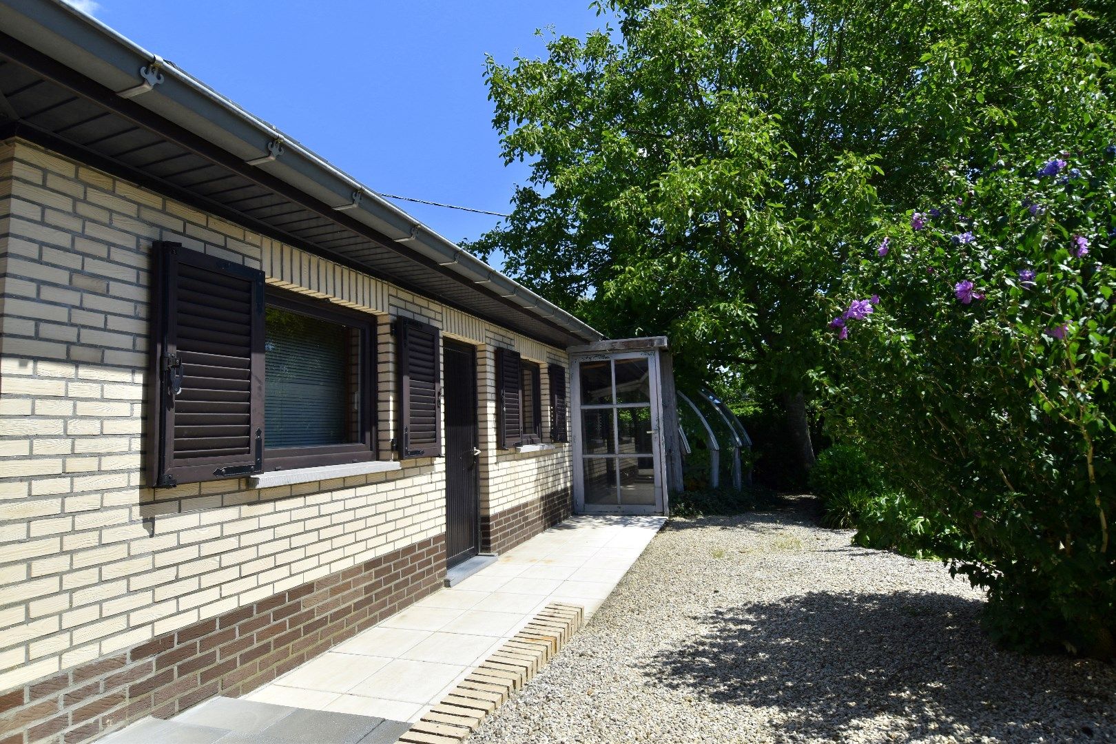 Villa met uitstraling te koop op 1922 m² grond nabij het centrum van Gullegem foto 16