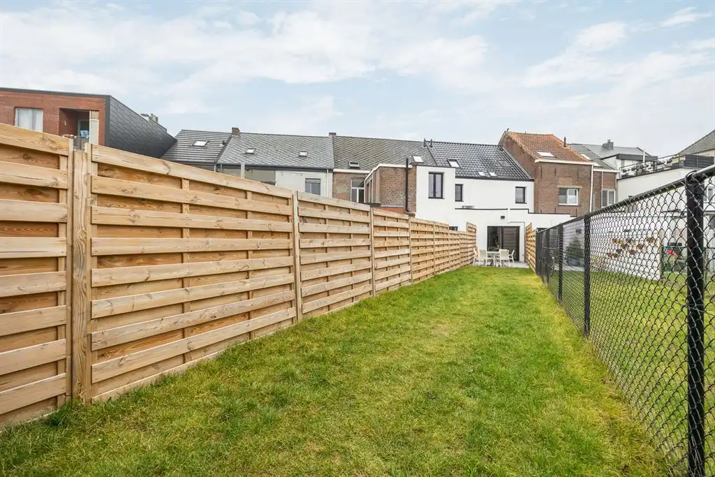 Volledig gerenoveerder woning vlakbij centrum Lier foto 5