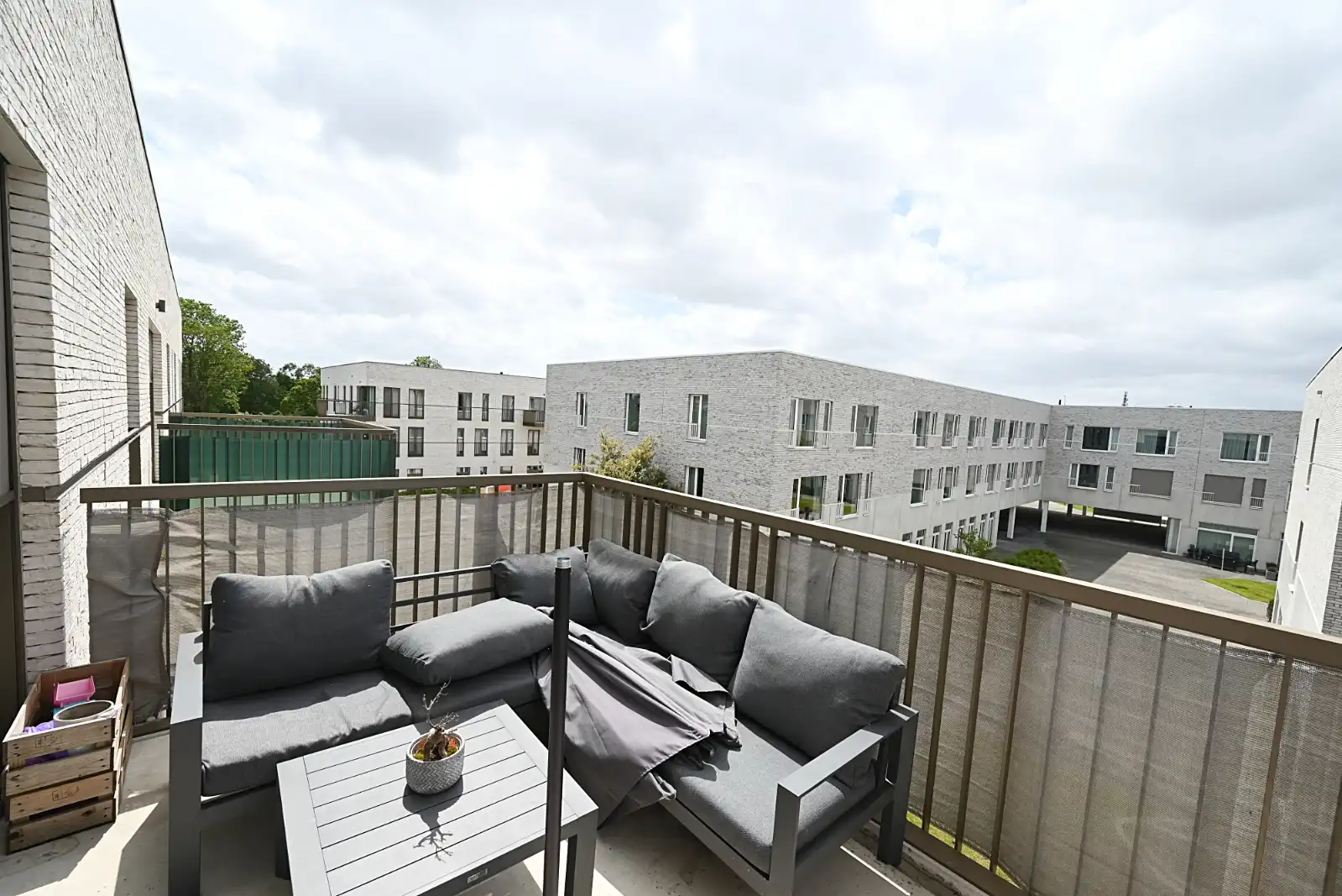 Appartement op een prachtige locatie te Ardooie! foto 6