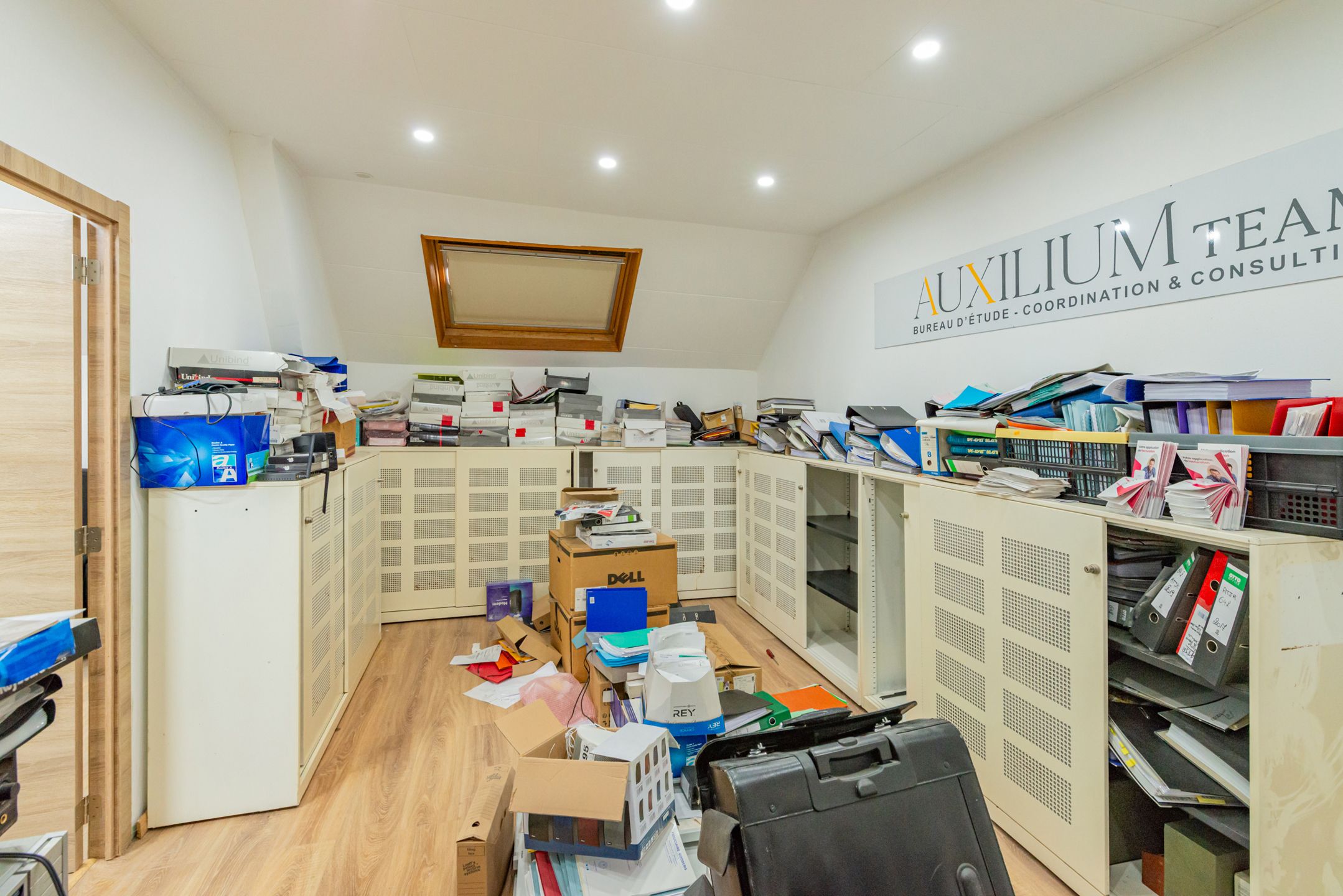 Gebouw met 3 appartementen en opslag te koop foto 34