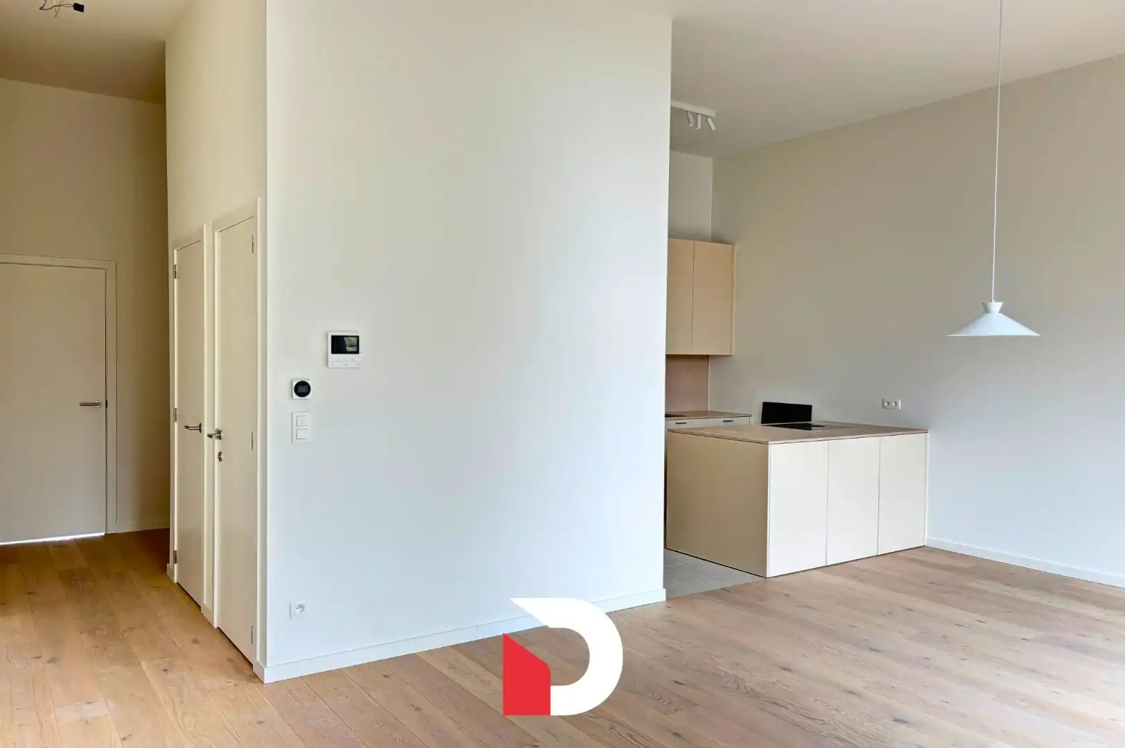 Uniek nieuwbouwappartement met 2 slaapkamers en terras foto 2