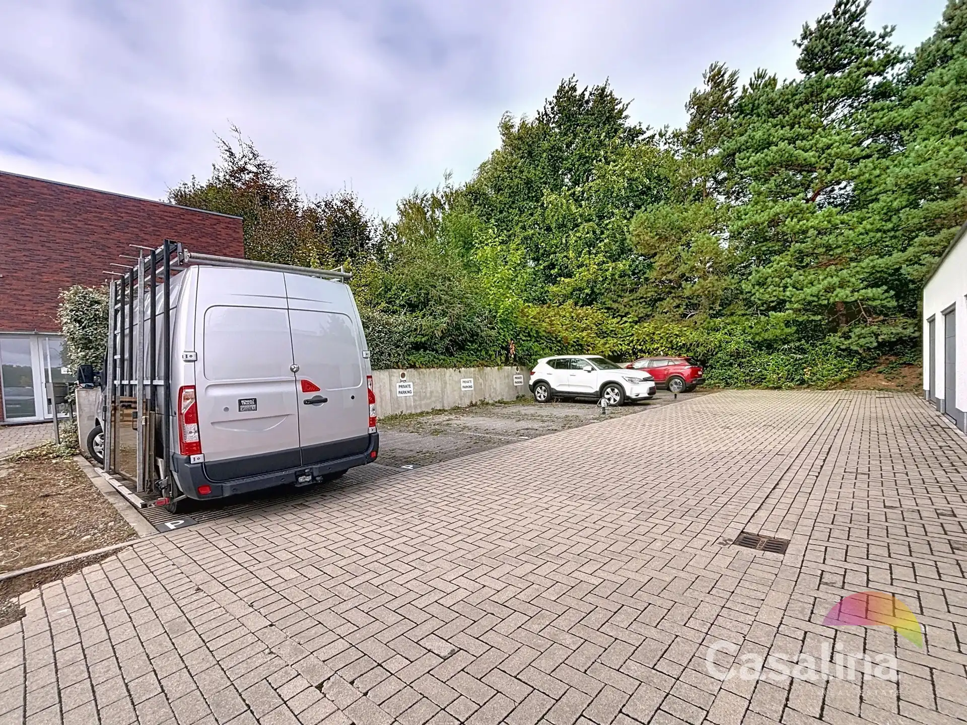 STAANPLAATS  foto 4