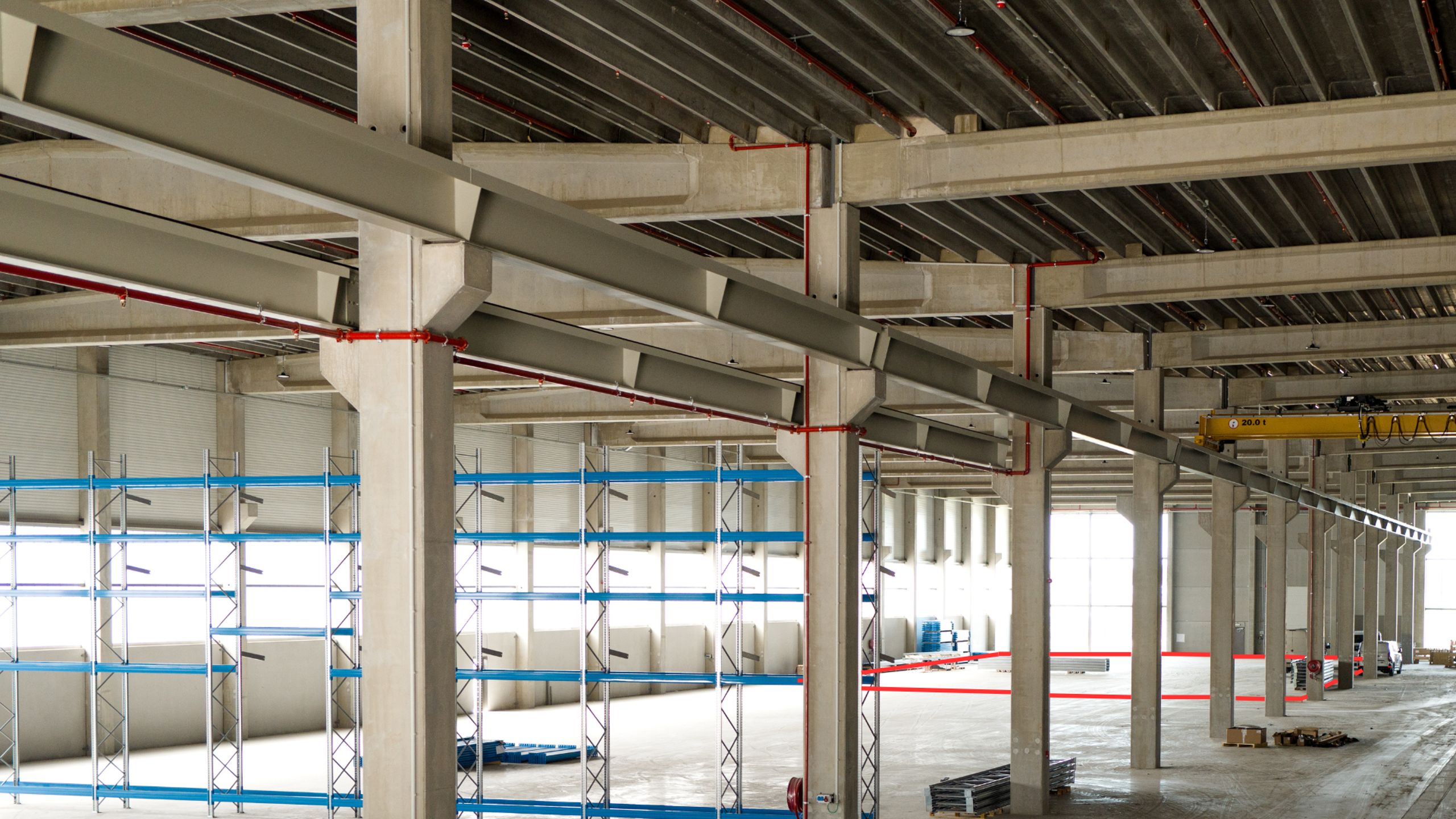 Kantoor met magazijn te huur van 2.265 m². foto 9