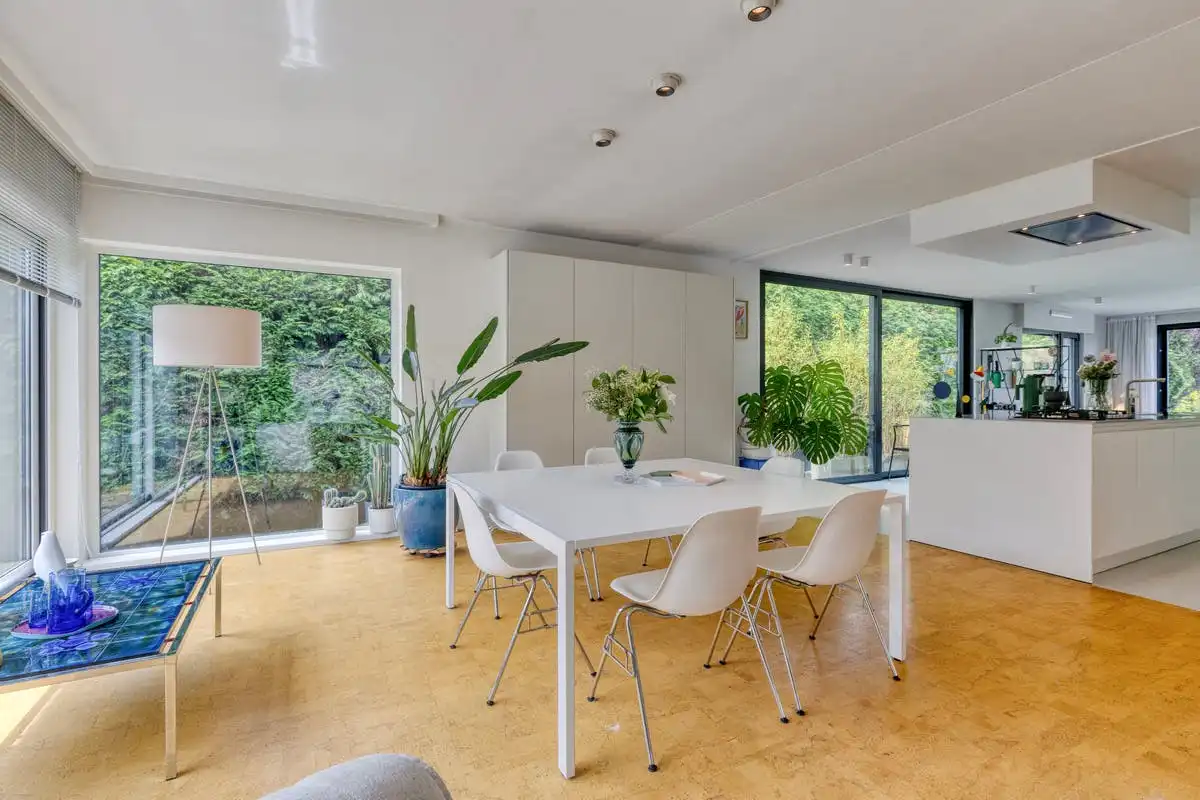 Gelijkvloerse villa op 804m² te koop in Gullegem!  foto 9