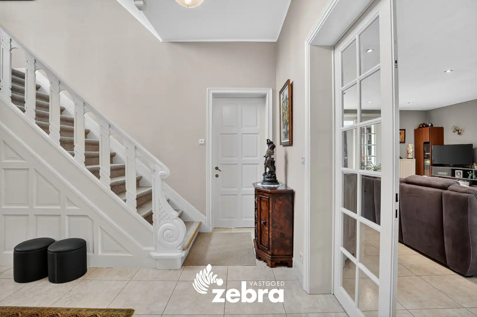 Unieke burgemeesterswoning met authentieke charme, 6 slaapkamers en grote tuin nabij IJzer te Roesbrugge! foto 6