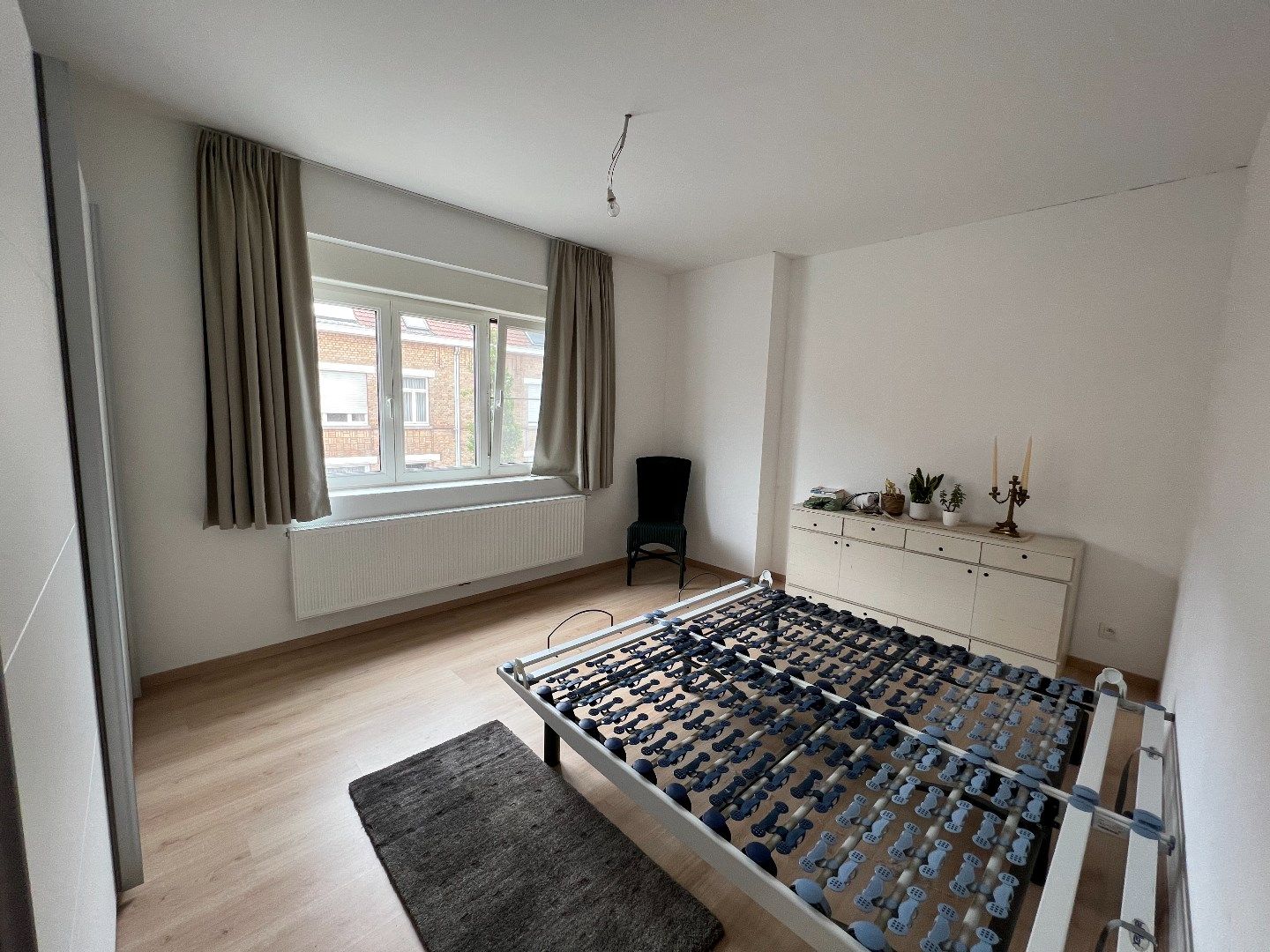 VERNIEUWDE WONING MET 3 SLAAPKAMERS, TUIN EN GARAGE IN CENTRUM IEPER foto 10