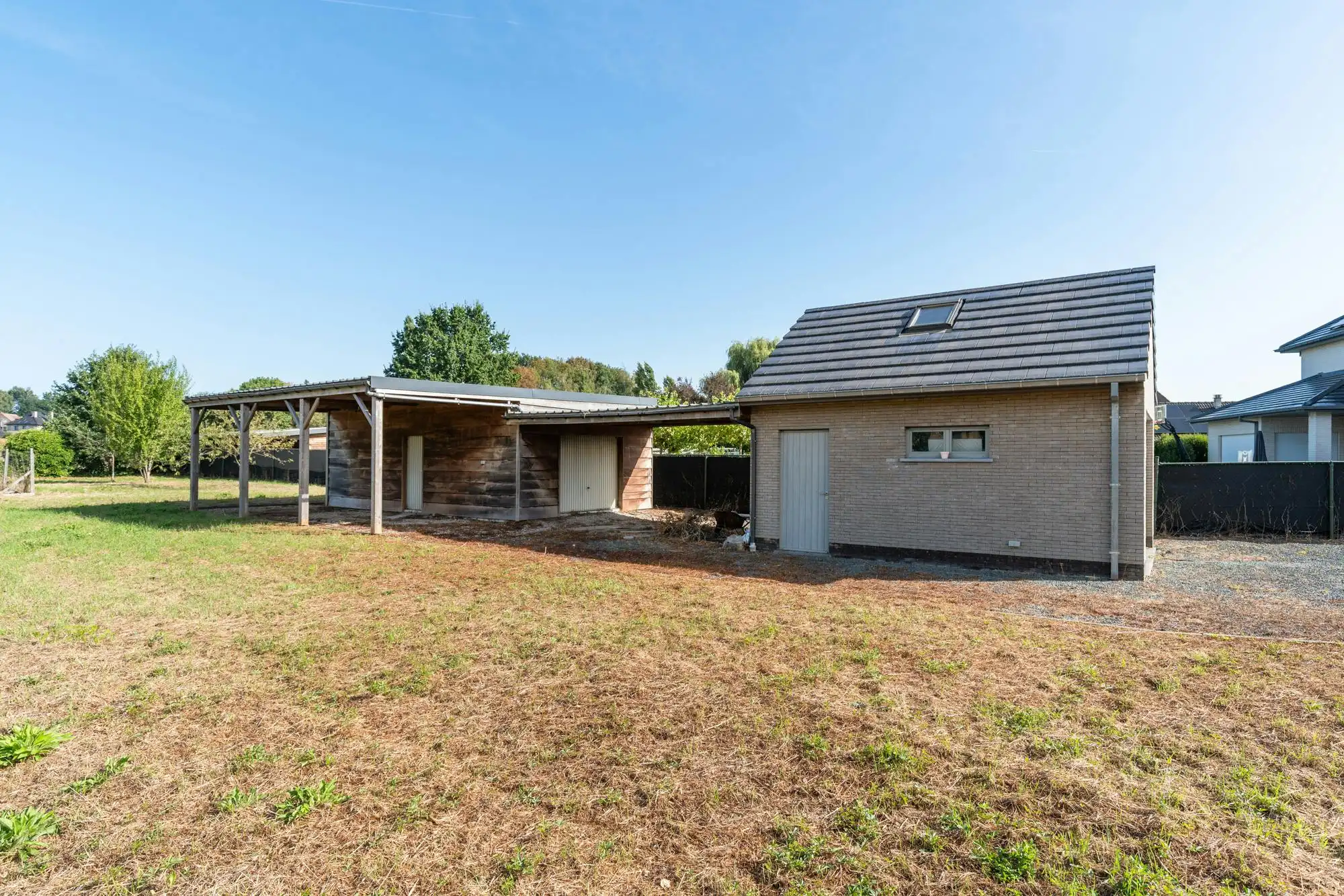 Ruime villa met tuin & 2 garages, ideaal als kangoeroewoning foto 29