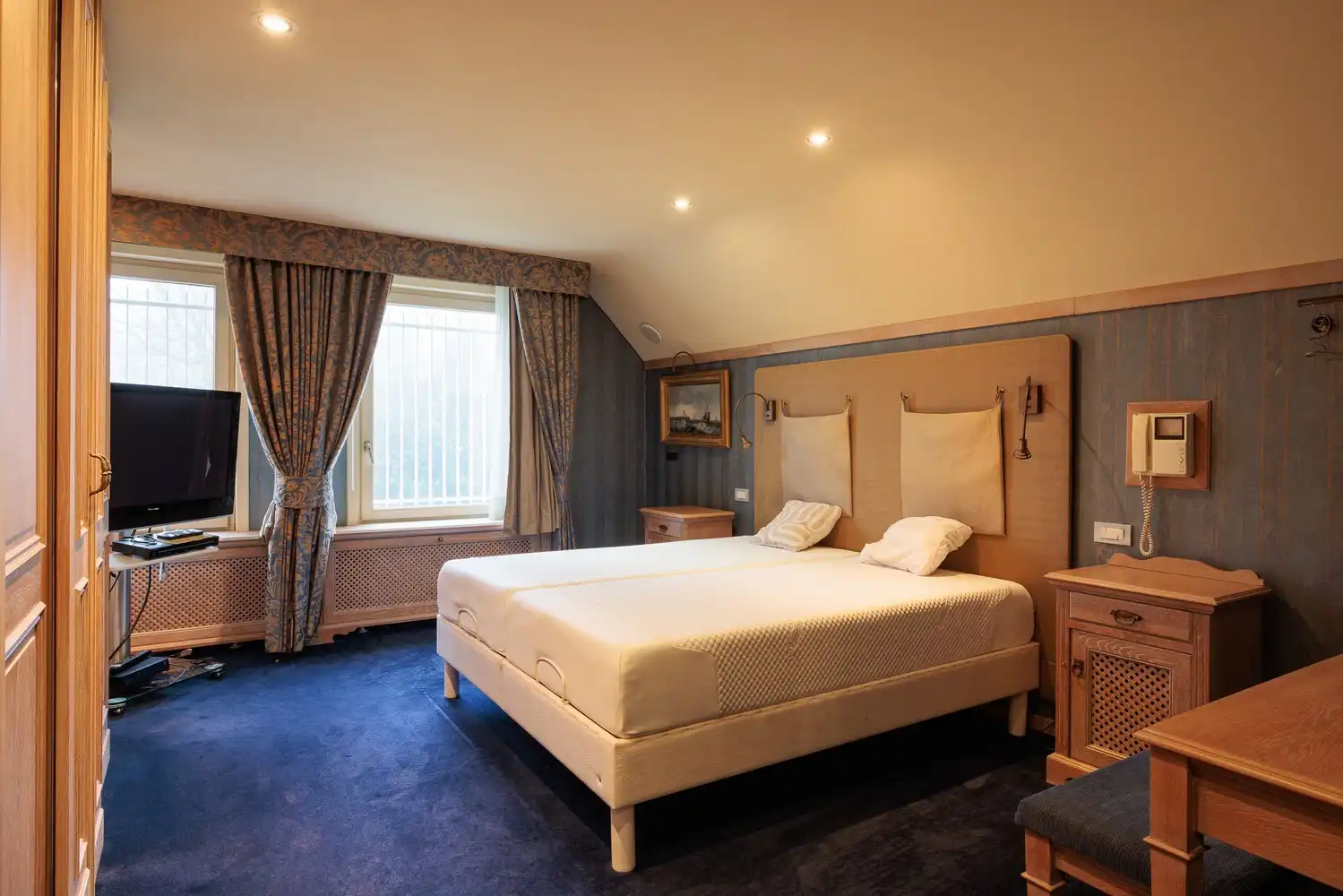 Riante villa op ruim perceel van ca. 3.928m2 foto 16