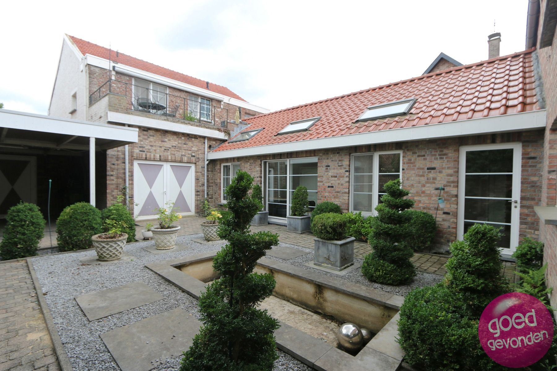 UNIEKE DUBBELE WOONST - TUIN - TERRAS - PARKING foto 17