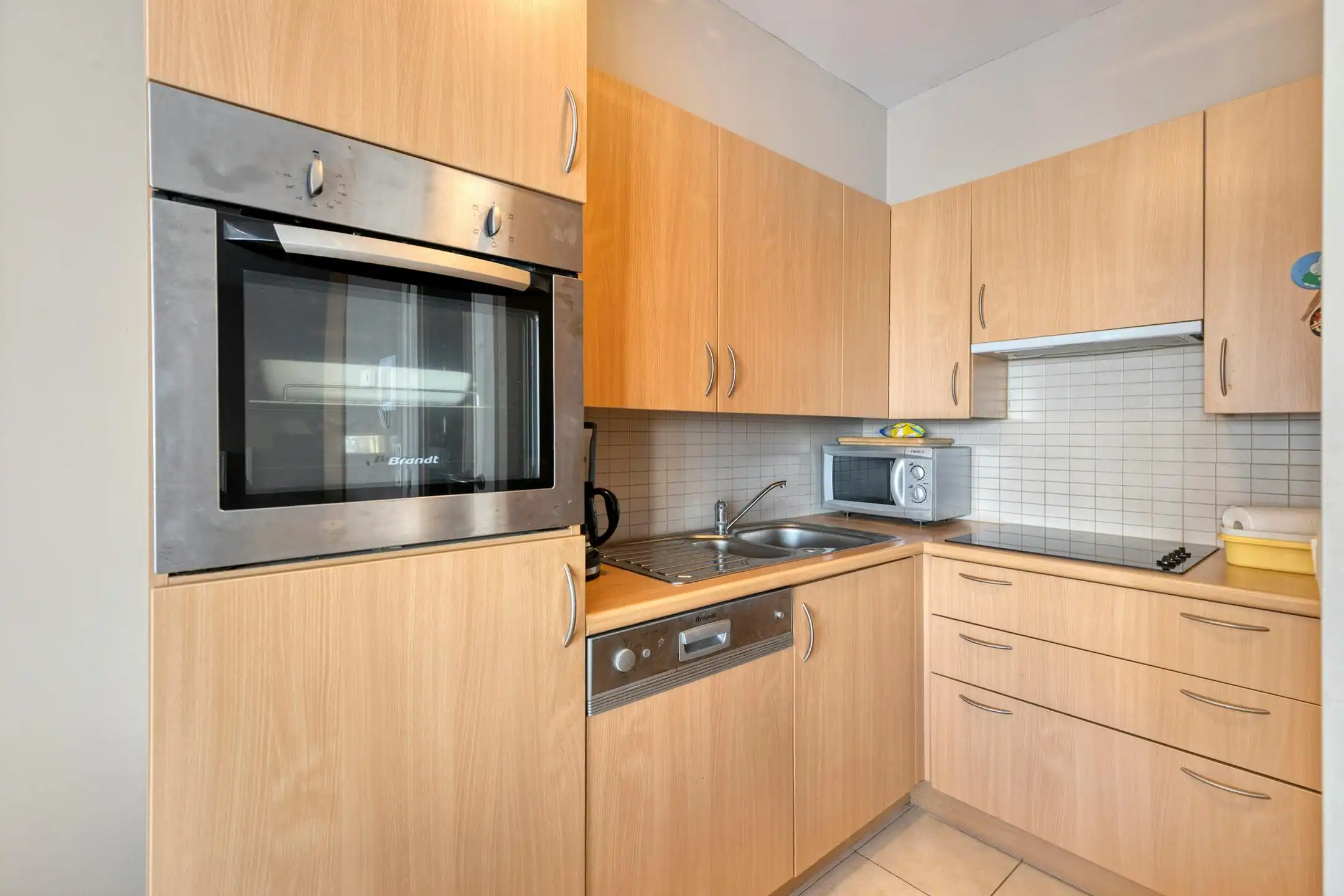 Instapklaar appartement met parking te koop centrum Blankenberge foto 3