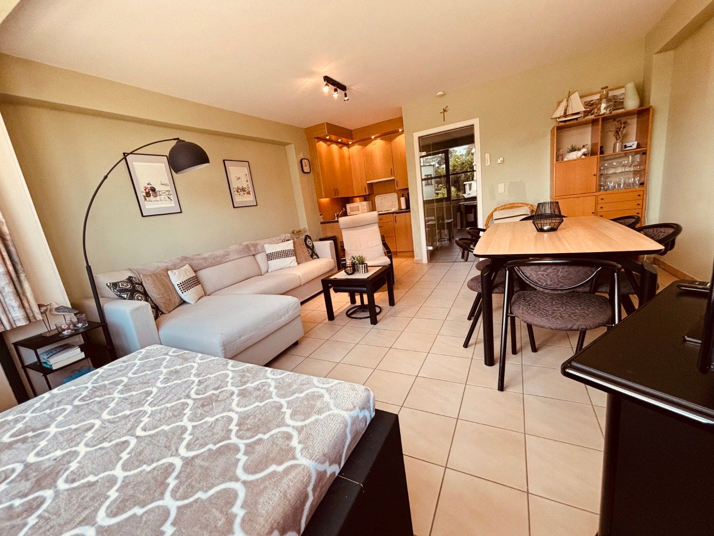 KNUS VOLUMINEUS APPARTEMENT MET TWEE SLAAPKAMERS OP BOOGSCHEUT VAN DE ZEE foto 4