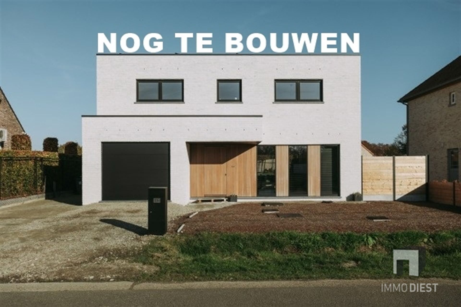 Villa op open bebouwing op 10a17ca  met achterliggende weide van 52,11 are foto {{pictureIndex}}