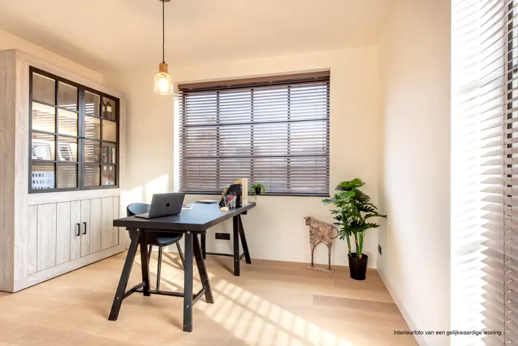 Prachtig gelegen villa te koop in Zwevezele - Breng uw droomhuis tot leven! - 6% BTW mogelijk* foto 12