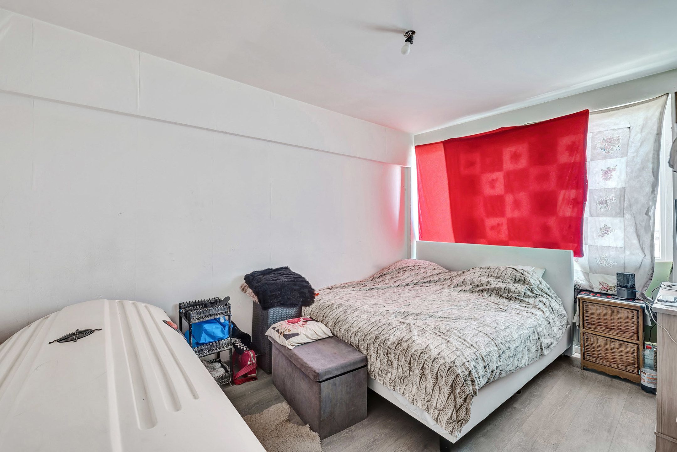 Gerenoveerd appartement met twee slaapkamers in Aalst foto 9