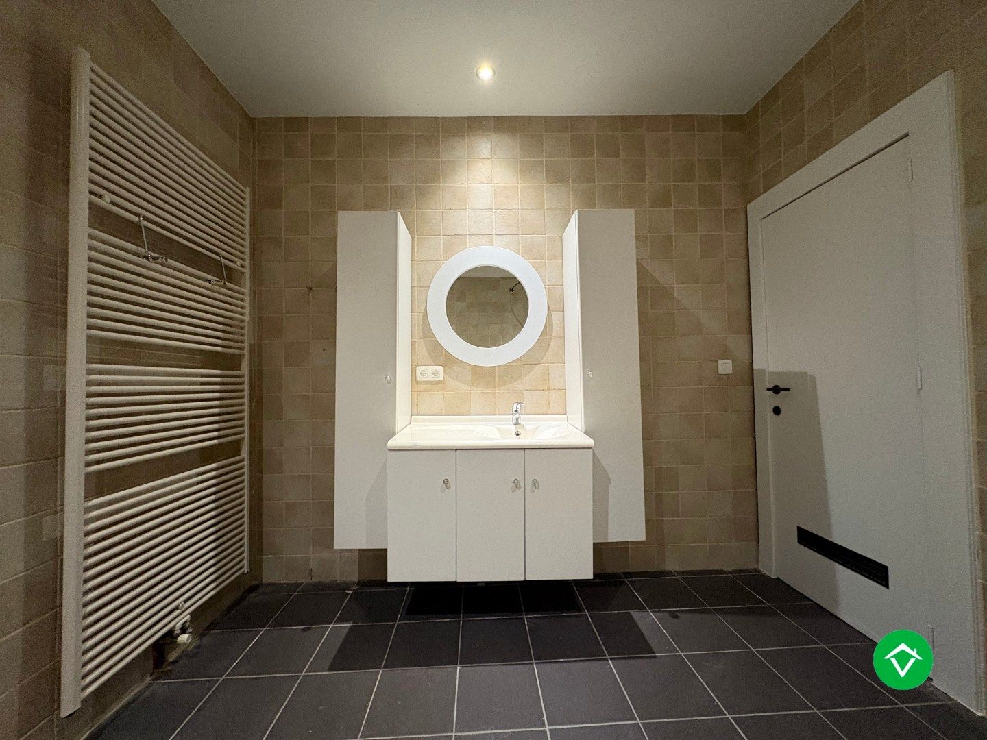 Te koop: gerenoveerde, lichtrijke woning met 3 slaapkamers en tuin te Middelkerke foto 31