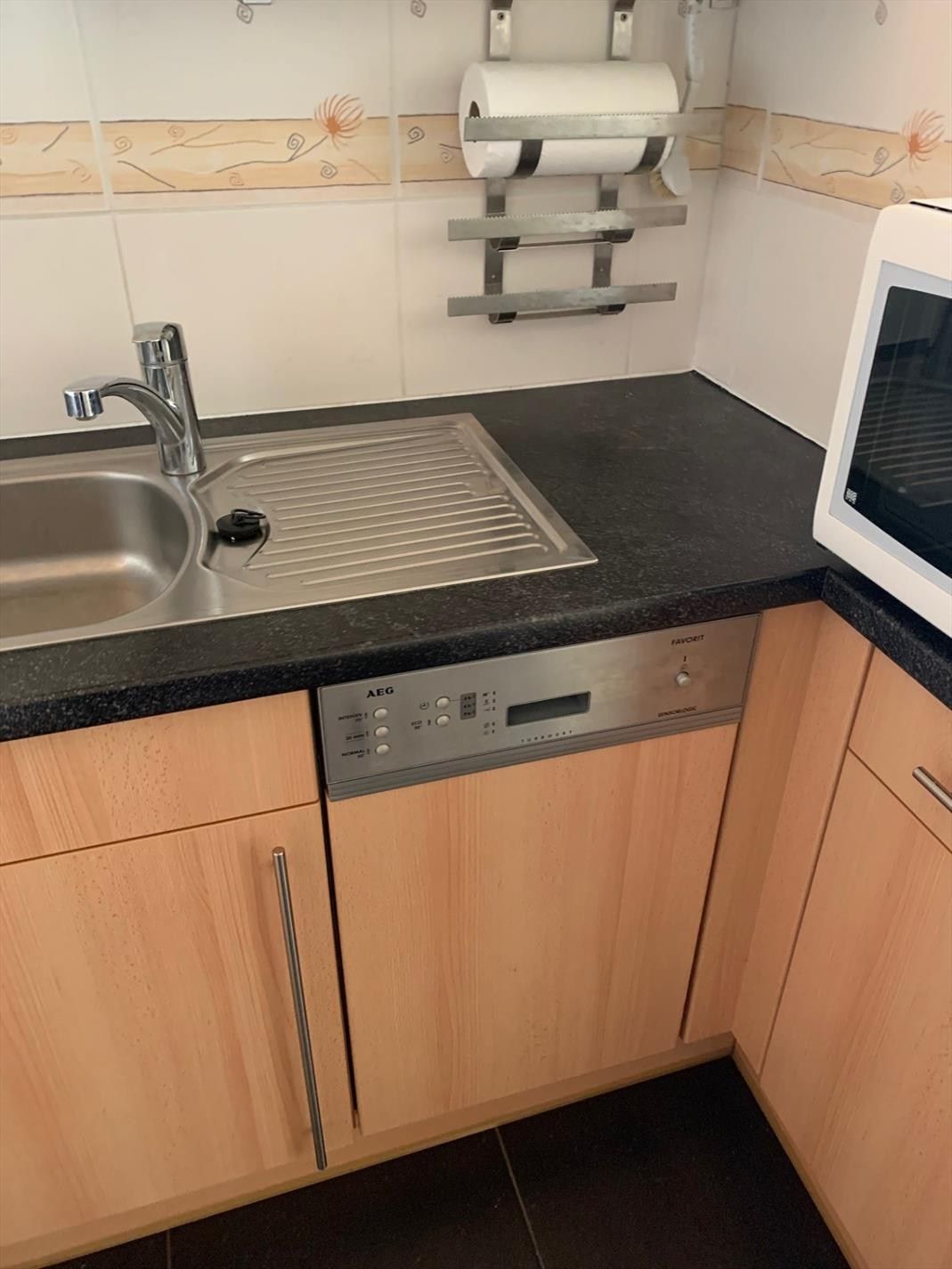 Gemeubeld appartement op de tweede verdieping, vlak aan zee foto 18