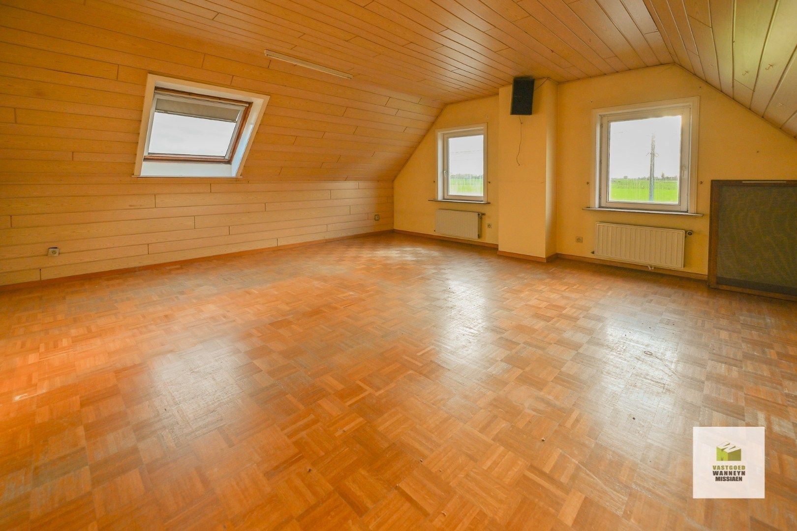 Alleenstaande woning met ruimte voor kantoor of praktijk  foto 11