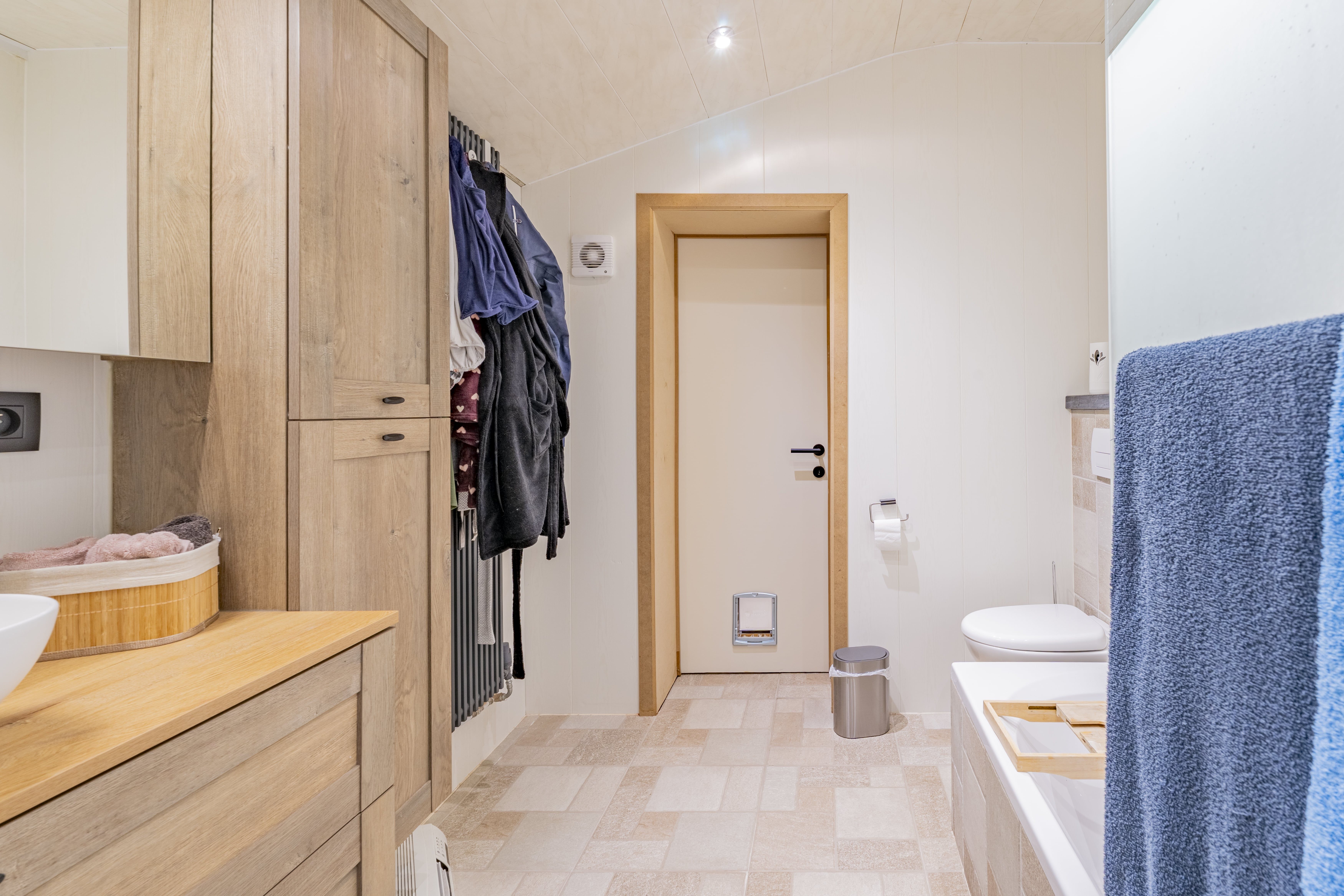 Open bebouwing met 2 slaapkamers, parking, EPC C in het centrum van Maldegem foto 9