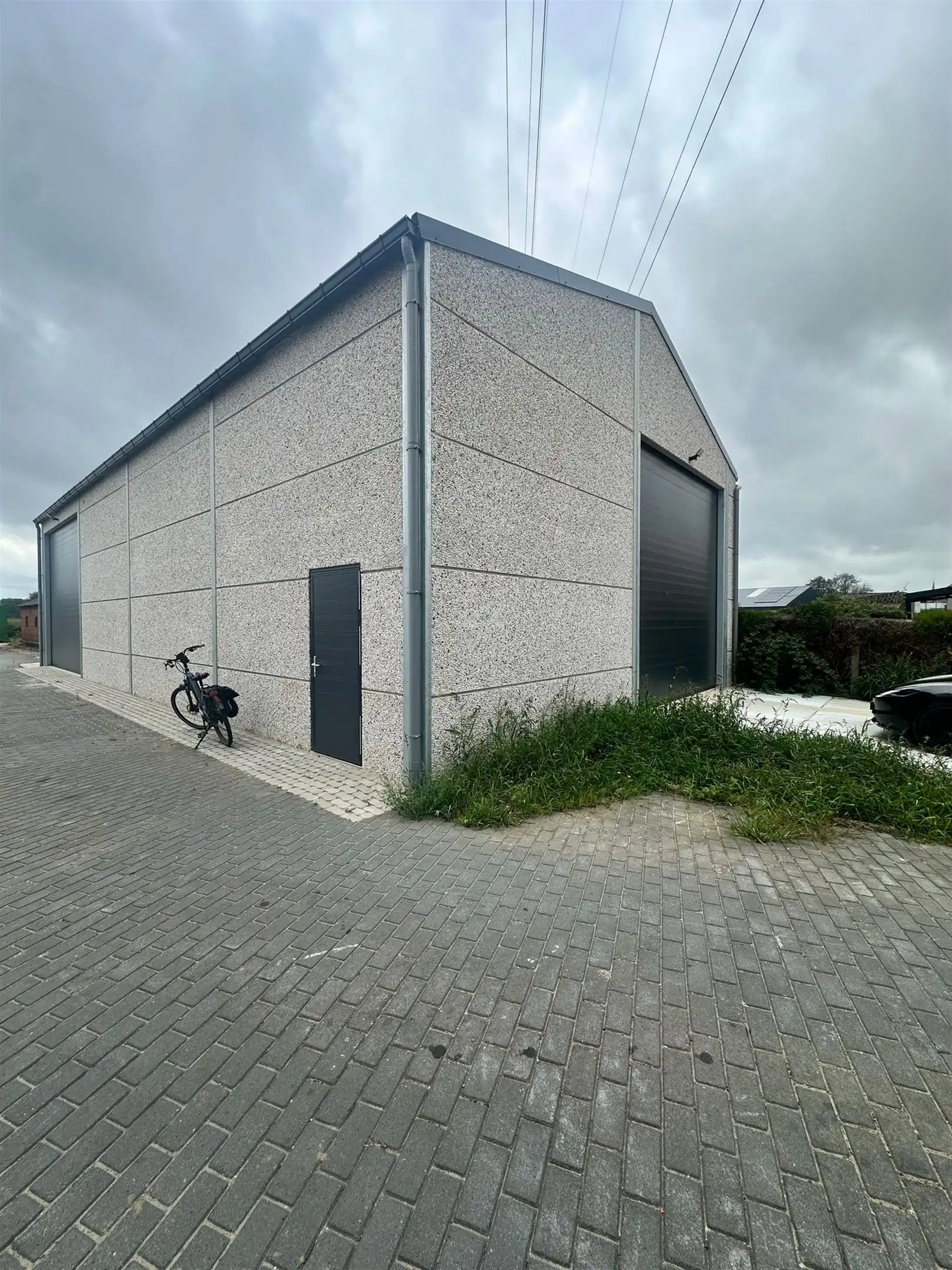 Nieuwbouw magazijn te huur 190 m² te Waasmunster. foto 11