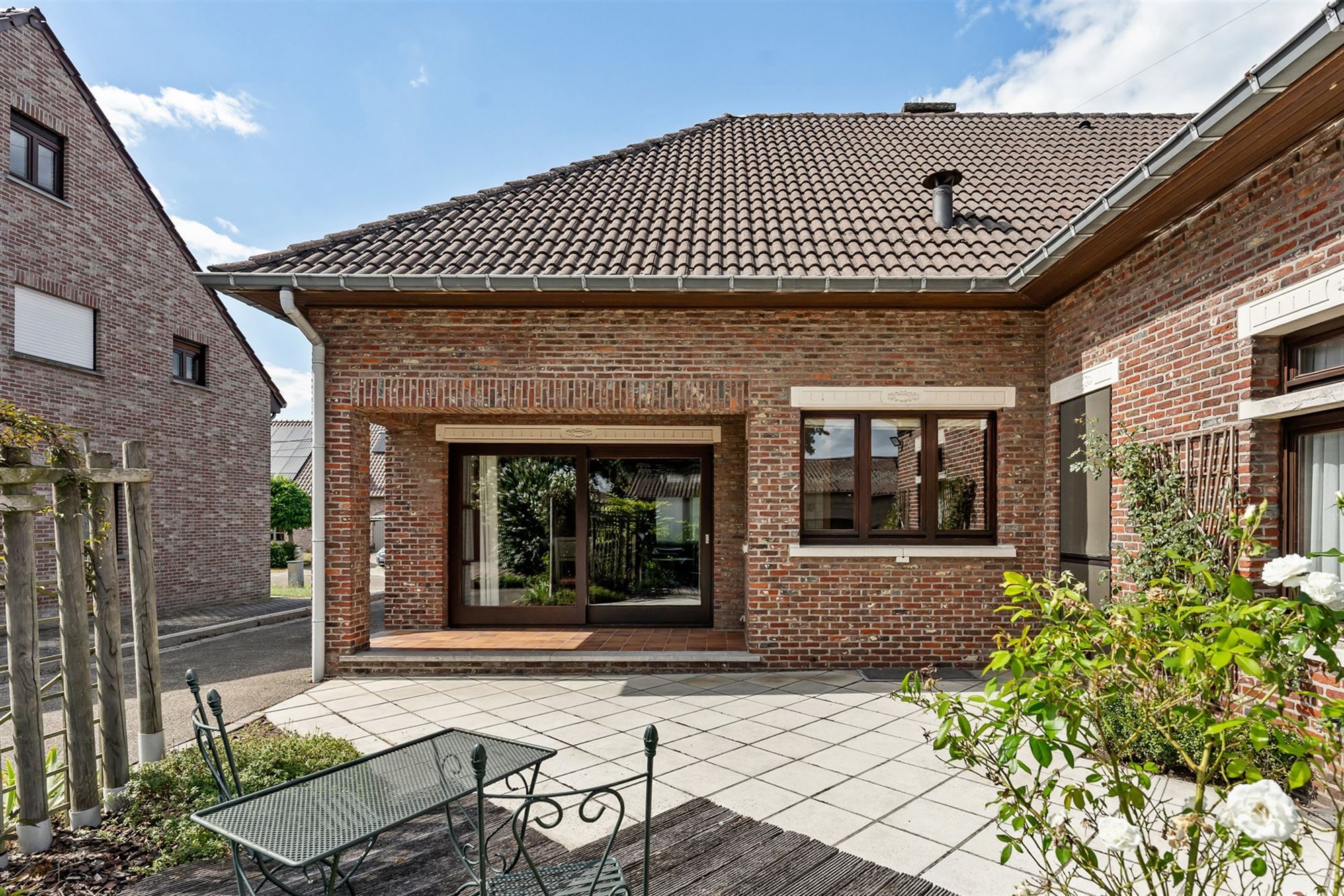RUIME WONING (CA 250M2) VOLLEDIG ONDERKELDERD MET WERKHUIS VAN 130M2 foto 22