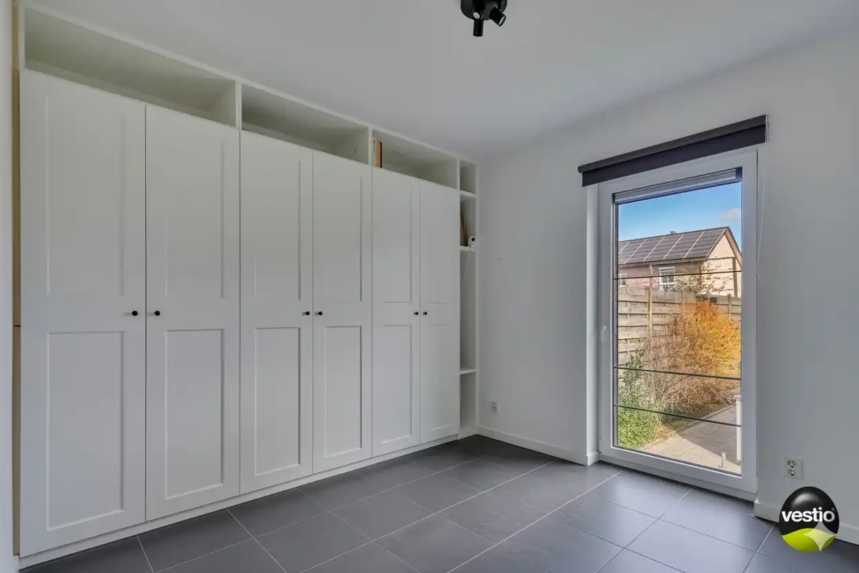 ENERGIEZUINIGE WONING MET 4 SLAAPKAMERS IN DOODLOPENDE STRAAT foto 14