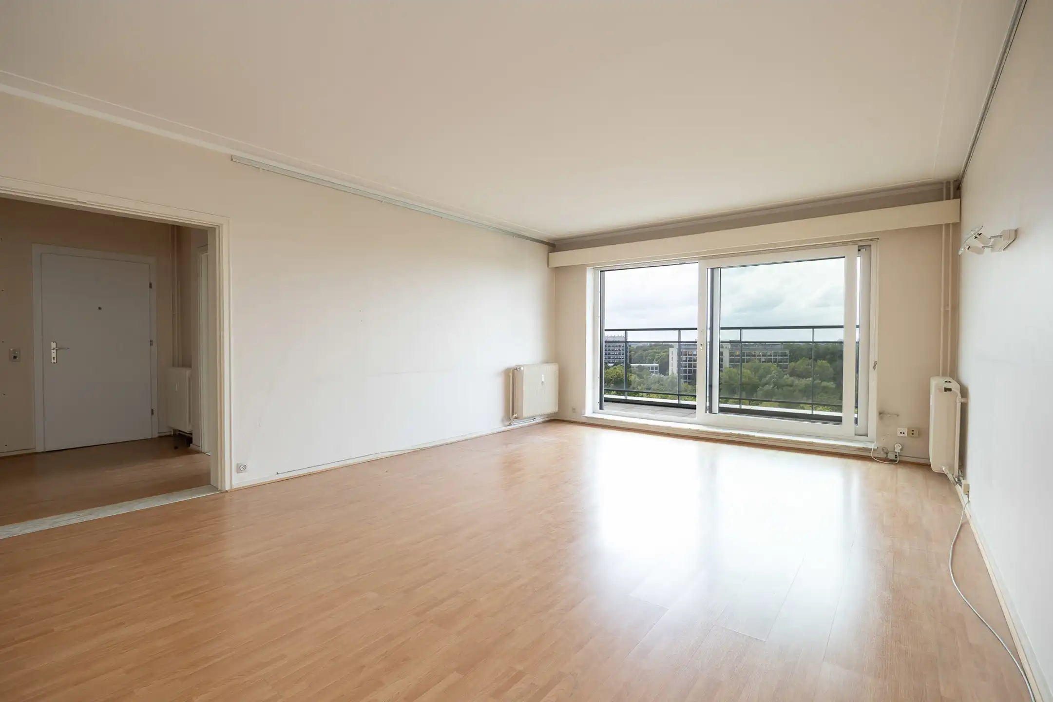 Ruim 3 slpk app met fantastisch uitzicht + staanplaats foto 4