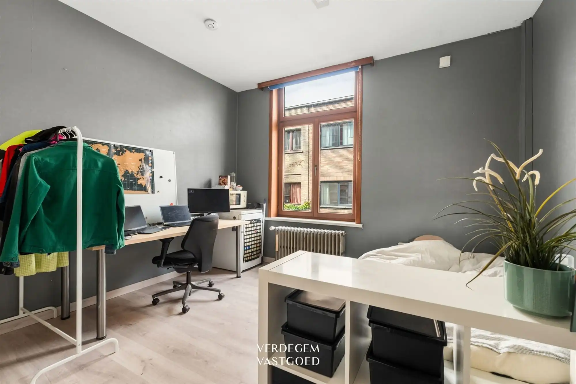 Karaktervolle stadswoning met 5 slaapkamers nabij het Groene Valleipark foto 4