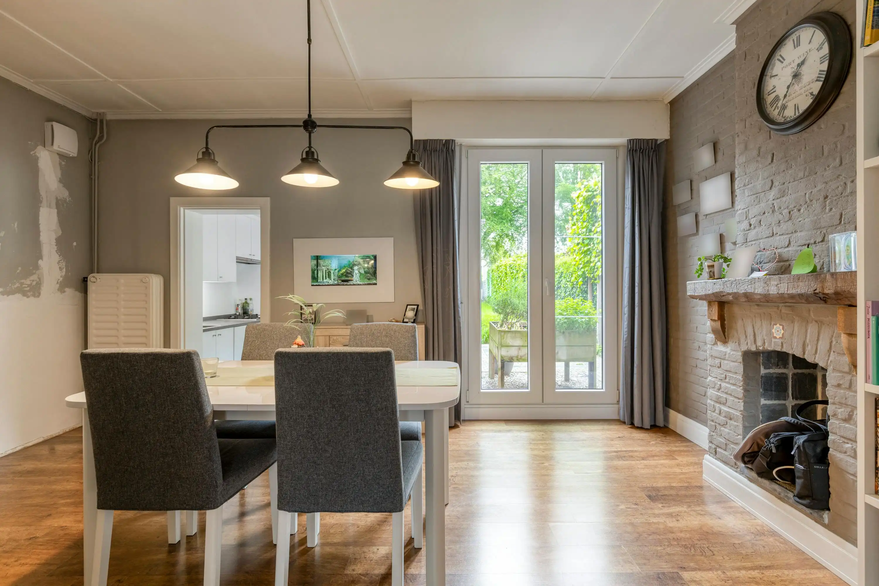 Karaktervol huis met tuin te koop nabij centrum Wuustwezel! foto 10