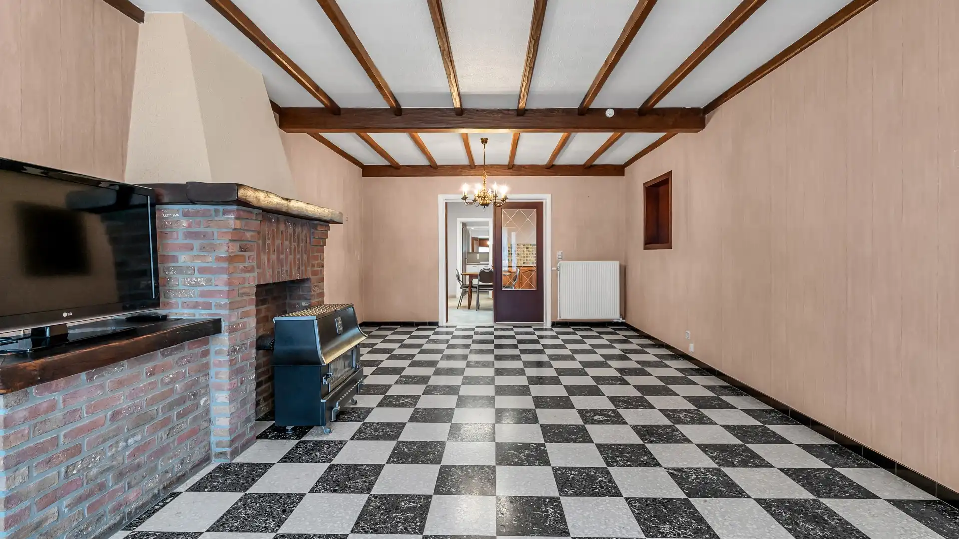 RUIME WONING MET KARAKTER EN TAL VAN MOGELIJKHEDEN, VLAKBIJ HET CENTRUM VAN LANAKEN EN MAASTRICHT foto 5