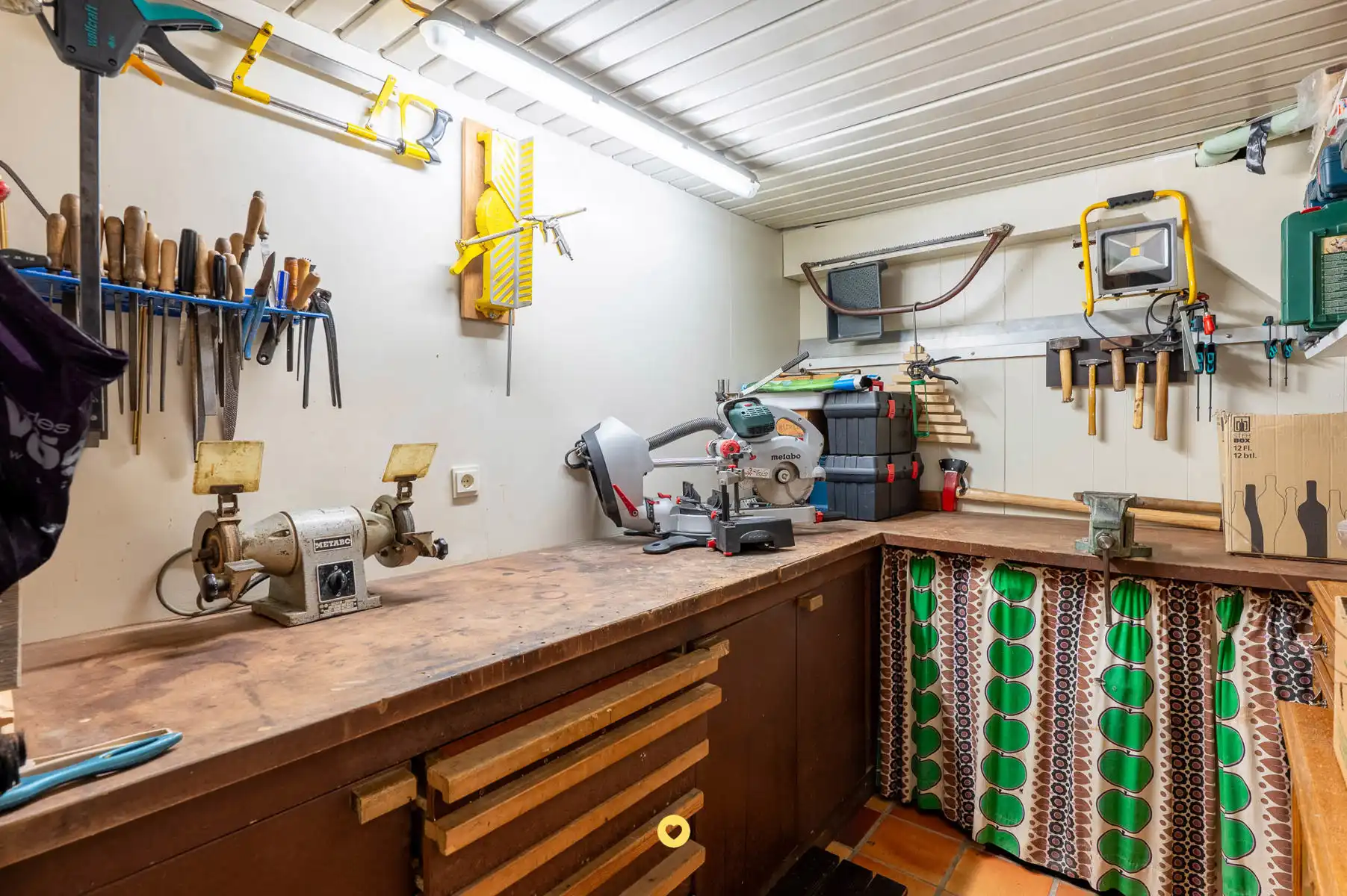 Verzorgde bel-etage met 3 slk, zuid tuin en extra garage foto 18