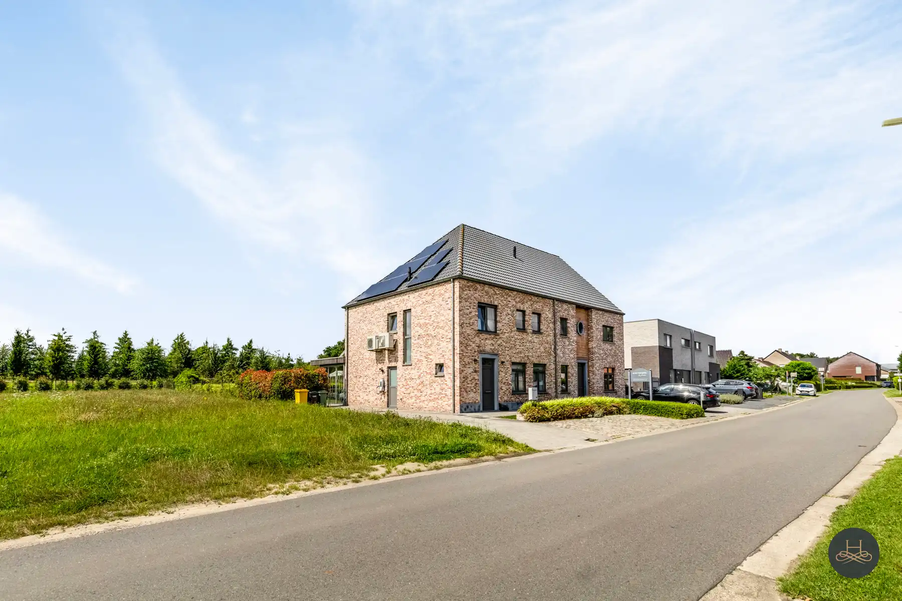 Leuke woning met grote tuin foto 21