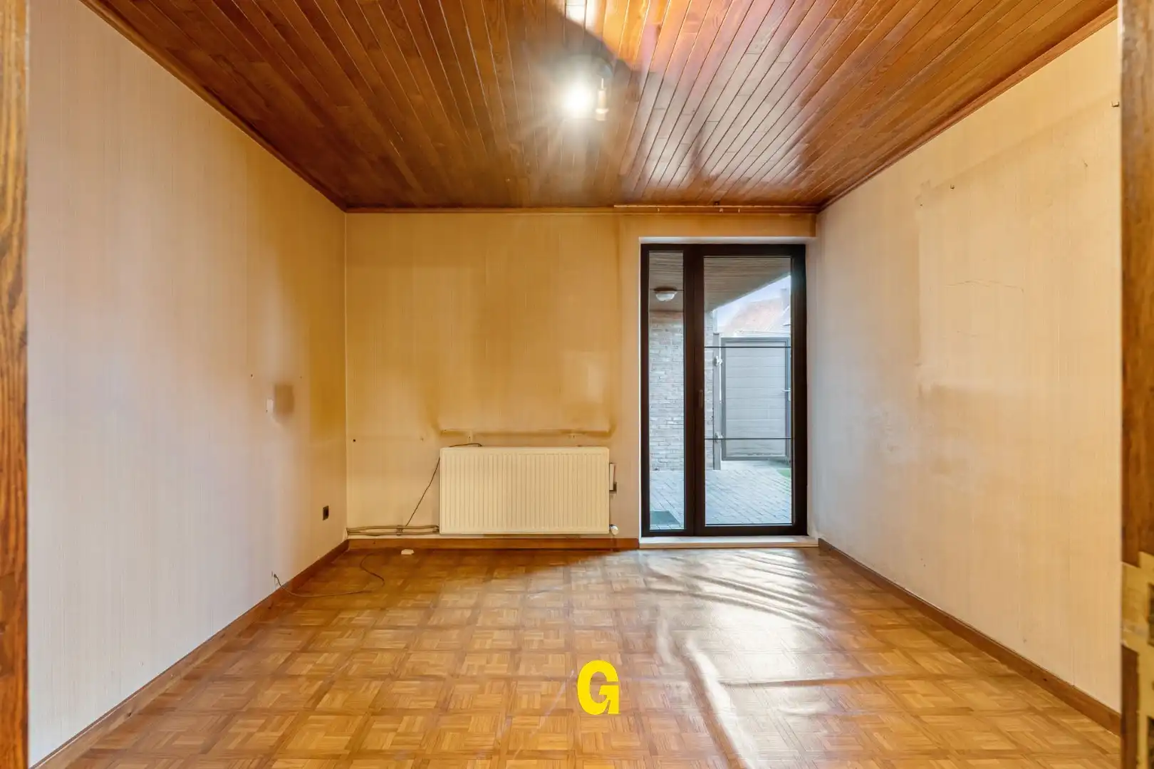 Op te frissen 3-slaapkamer appartement (124 m²) met terras, tuin en garage op wandelafstand van het centrum foto 21