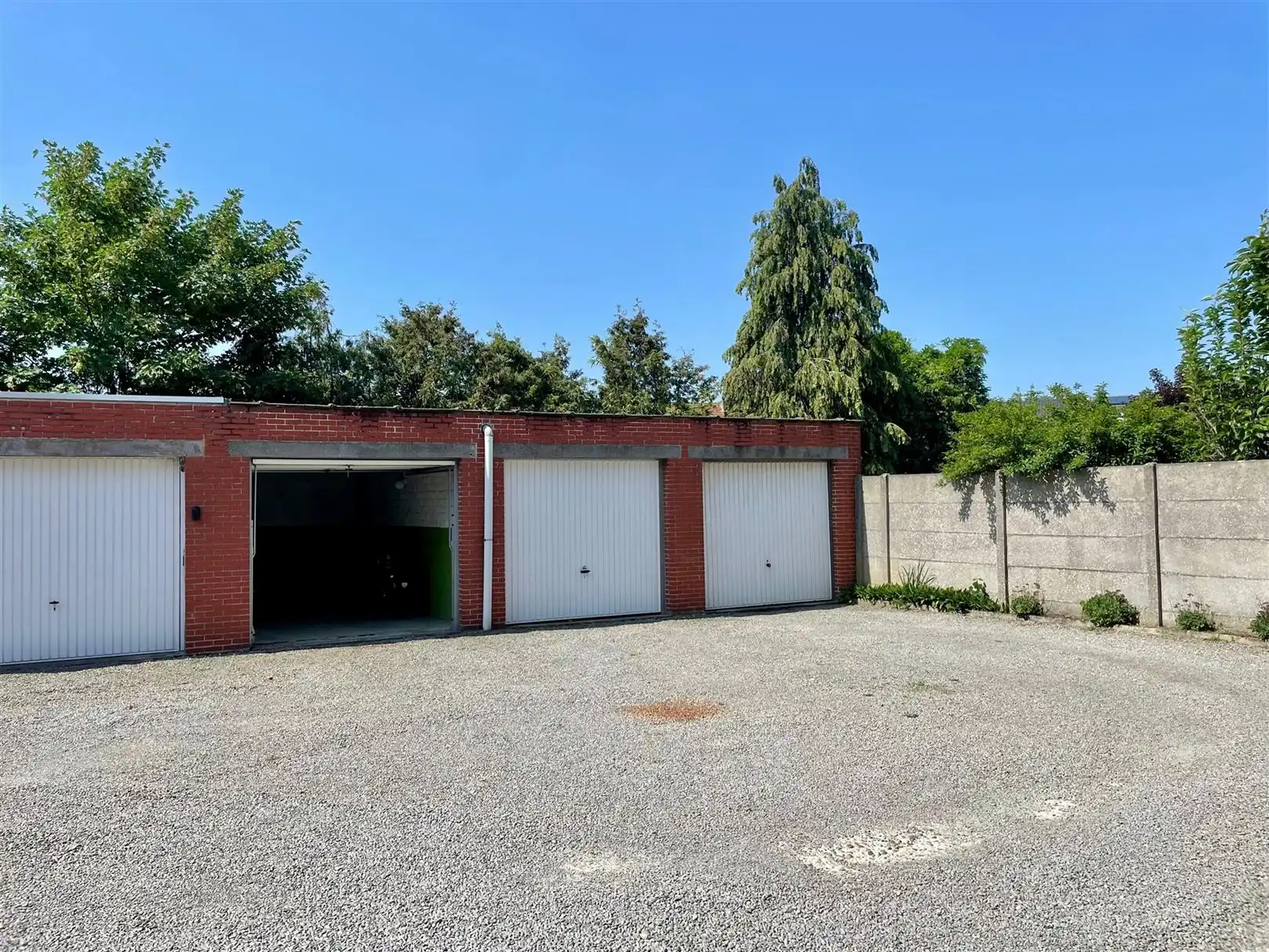 2-slaapkamerappartement met garagebox foto 2