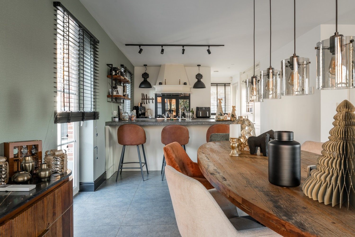 Mooie energiezuinige 4 slaapkamer woning te Pelt foto 6