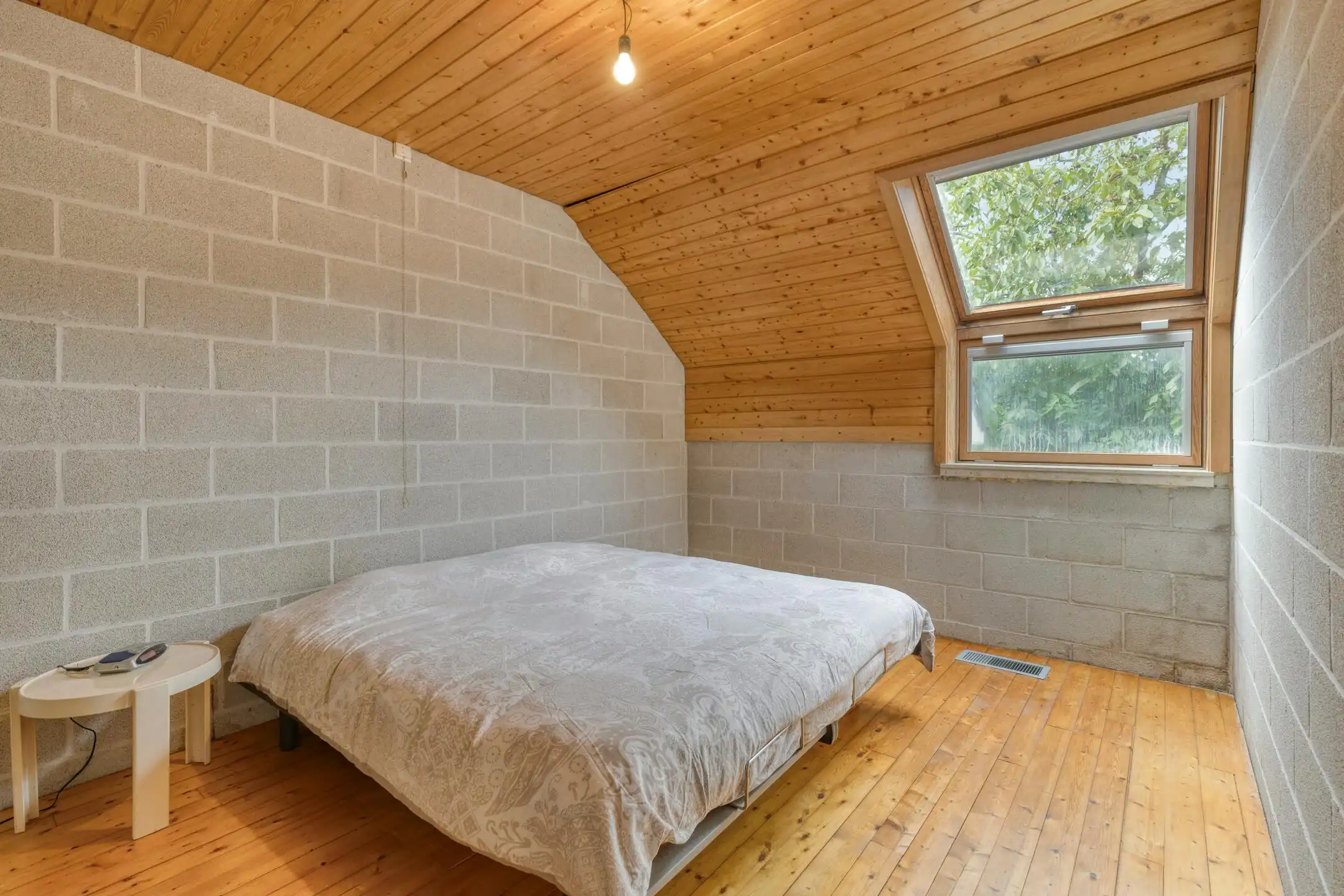 Uniek, lichtrijk huis te koop met speelse tussenniveaus  foto 28