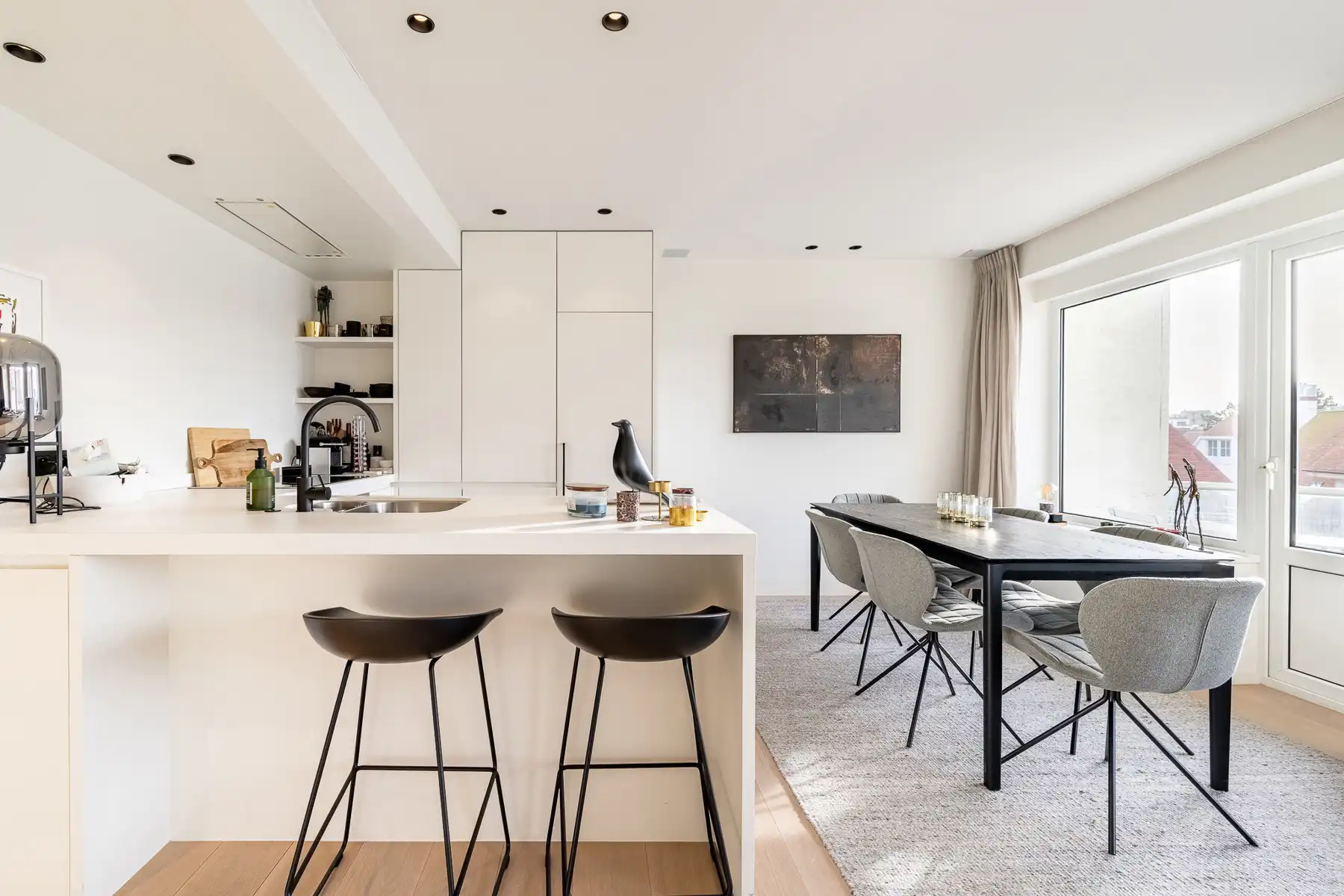 Ongemeubeld 3 slaapkamerappartement op uitstekende locatie foto 11