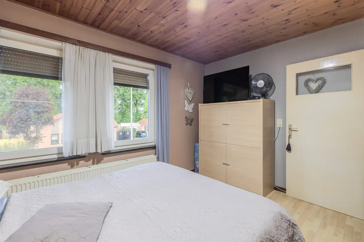 Charmante woning met drie slaapkamers, veranda en losstaande garage in Gellik (Lanaken) foto 20