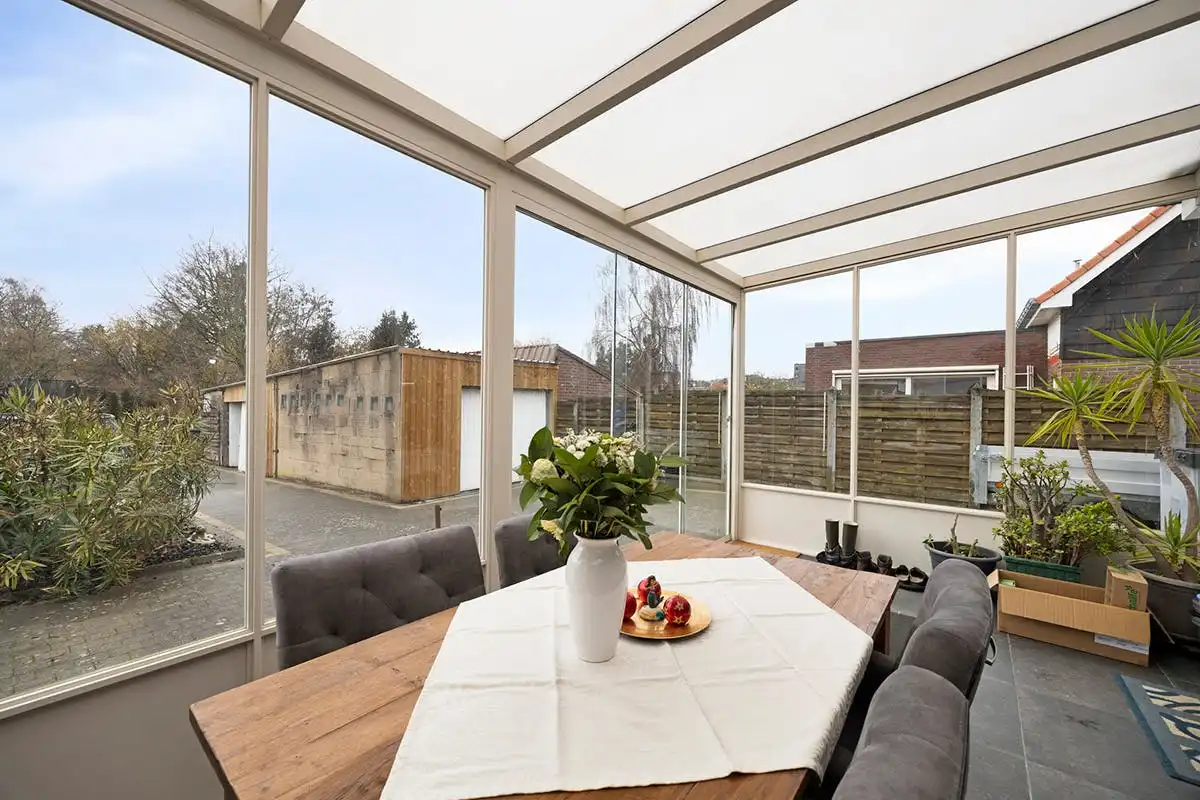 Modern halfopen huis te koop in Tongeren foto 27