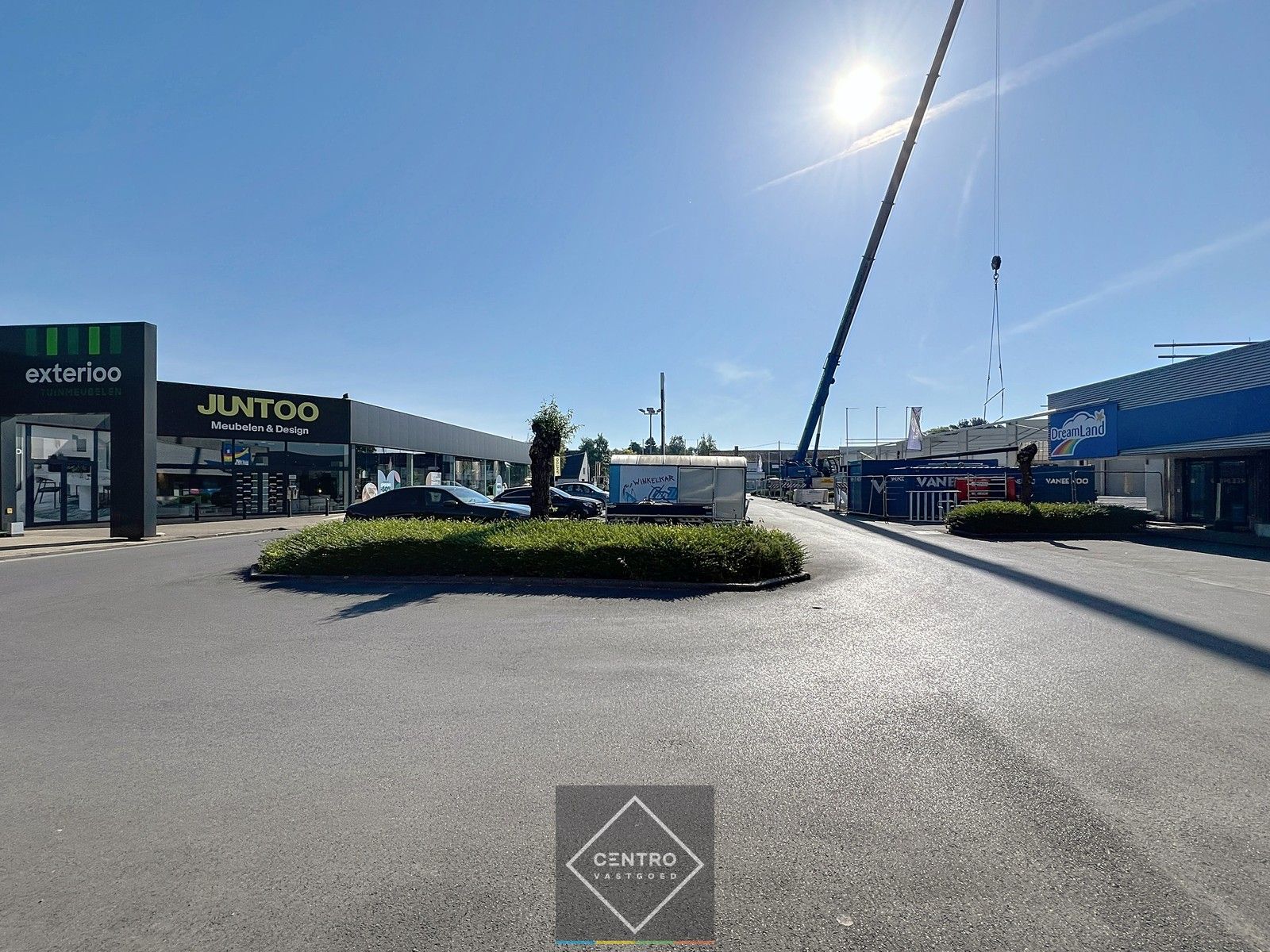 RUIME (± 450 m²) baanwinkel te huur in hét bruisende MAMMOETCENTER van Roeselare ! foto 8
