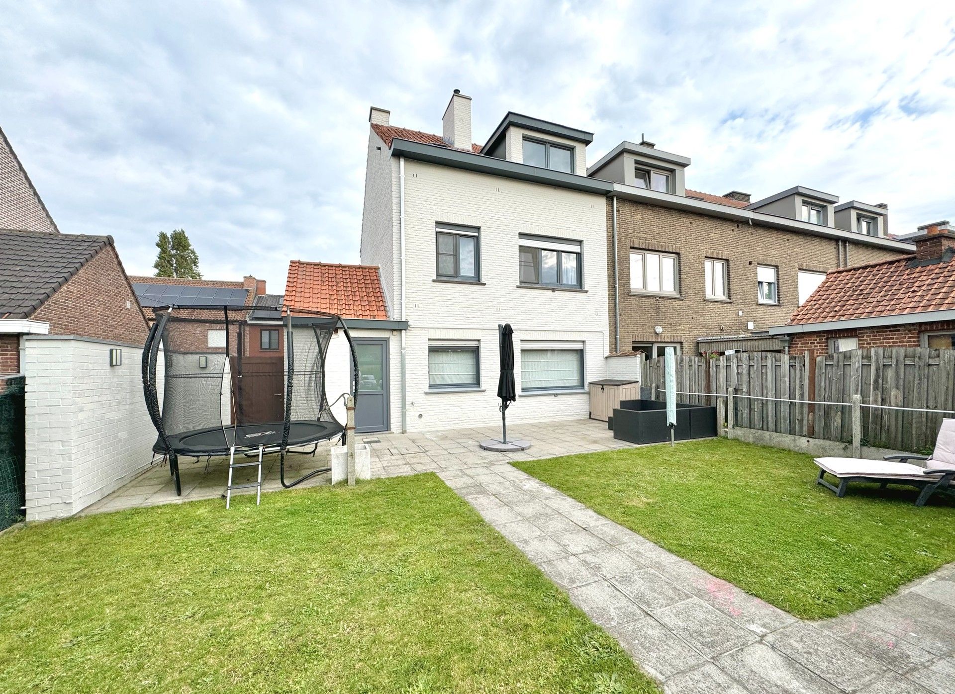 HOB MET TUIN EN 4 KAMERS OP 324 M² foto 4