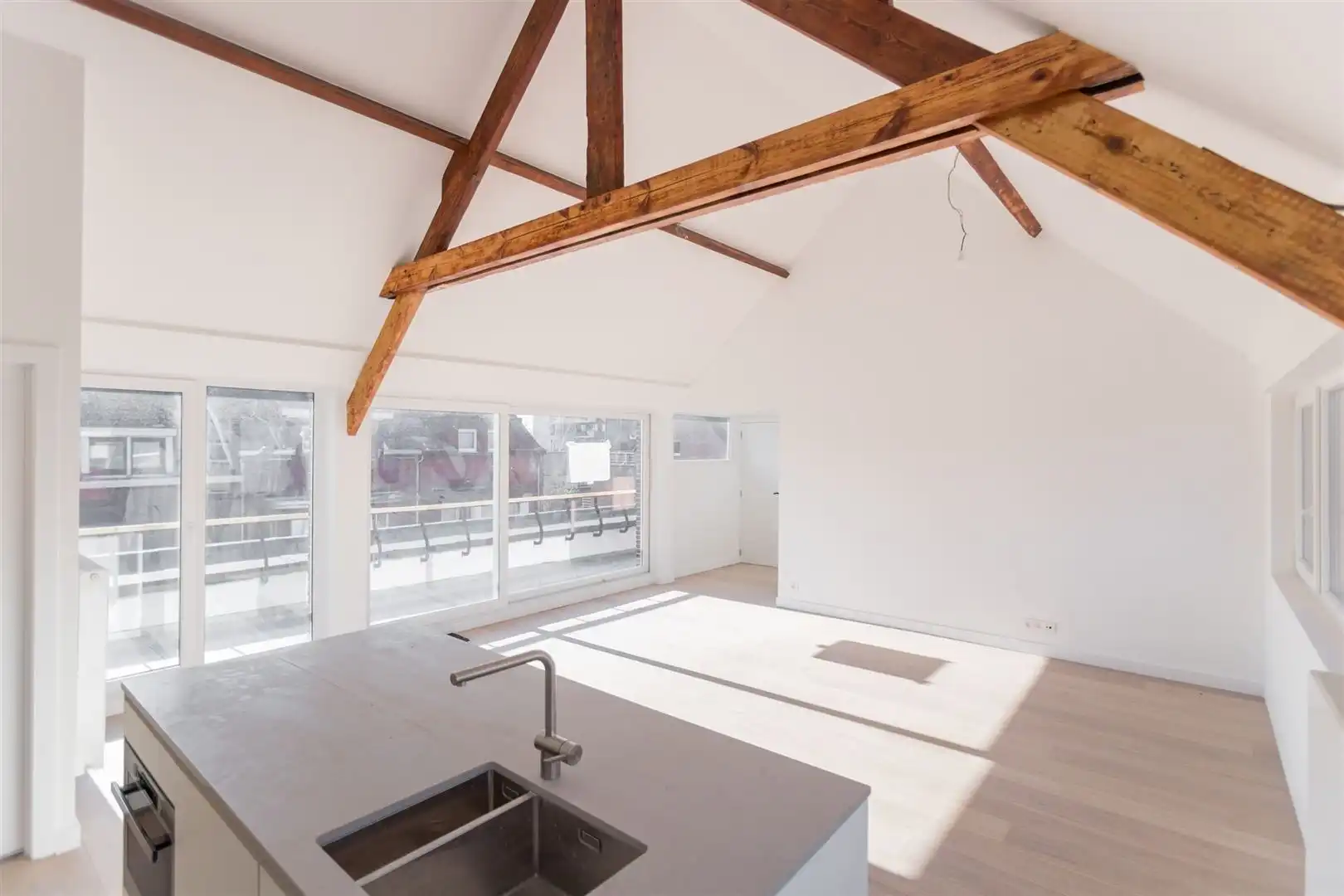 Instapklaar penthouse met ruim terras foto 4